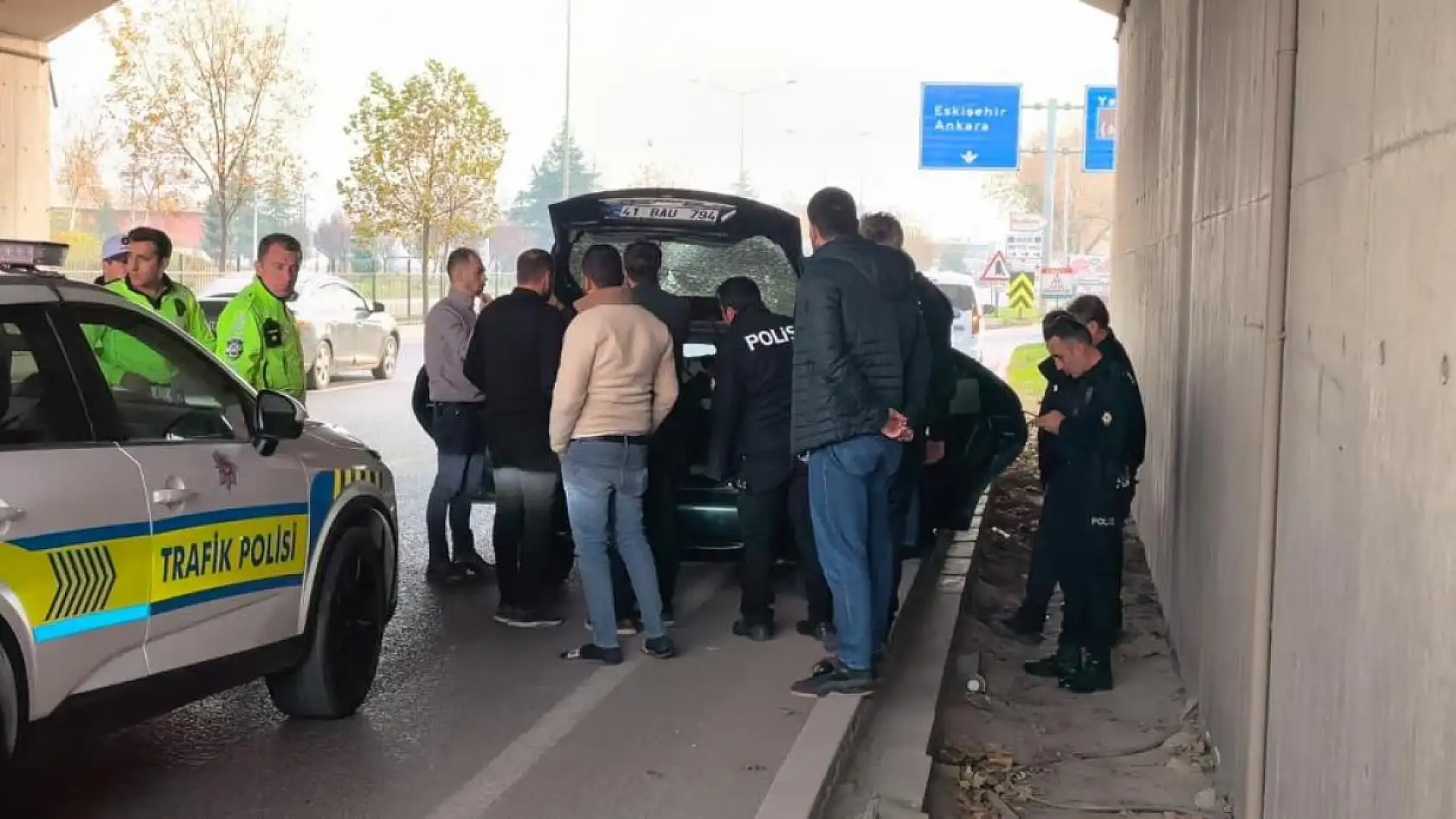 Uzun namlulu silahla cinayet işleyen zanlı, trafik polislerinin nefes kesen takibiyle yakalandı
