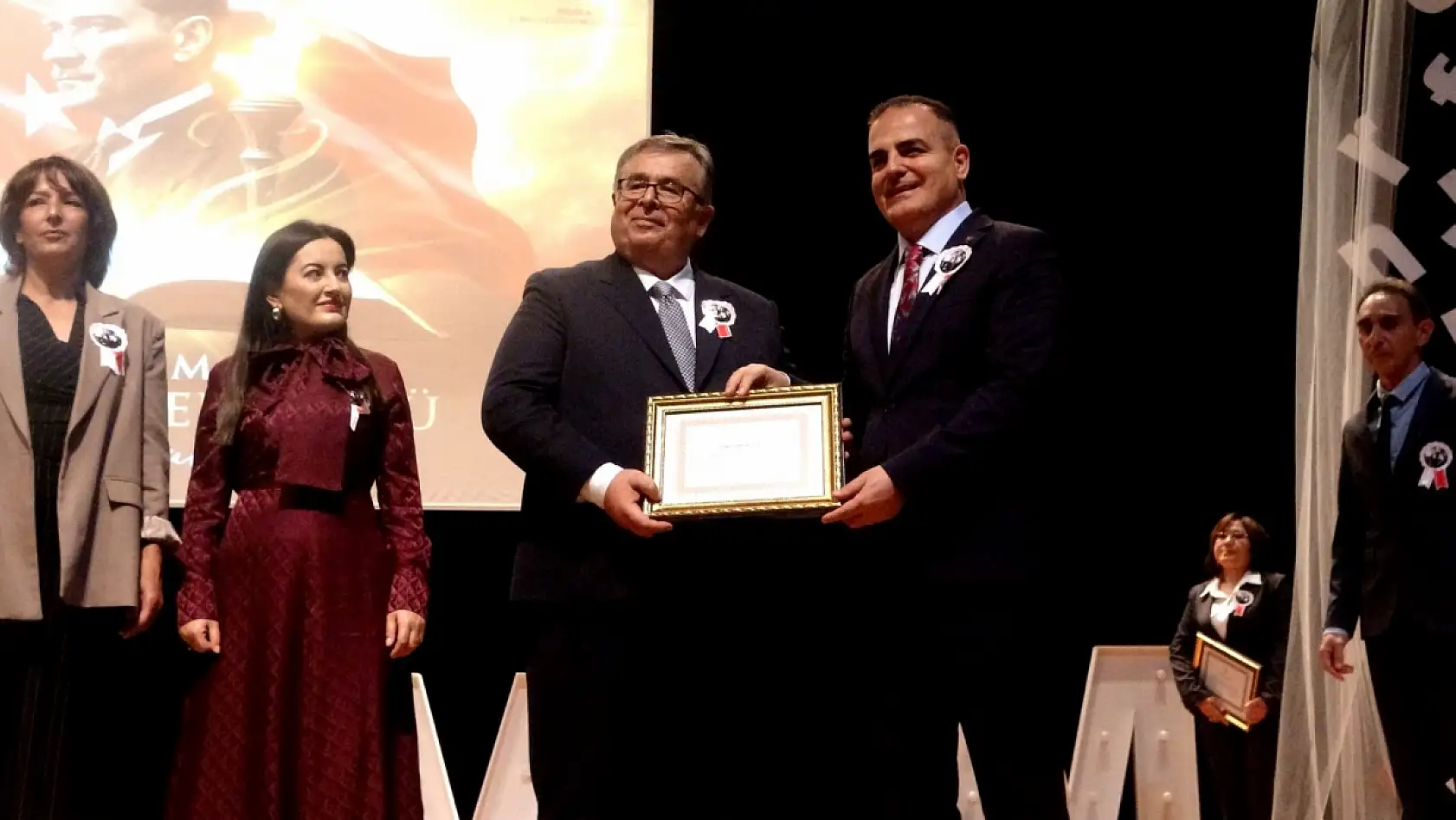 Muğla'da 24 Kasım Öğretmenler Günü düzenlenen programla kutlandı