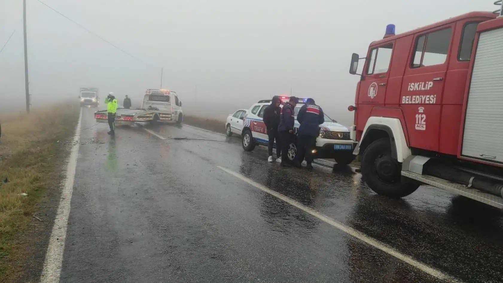 Sis trafik kazasına sebep oldu: 5 yaralı