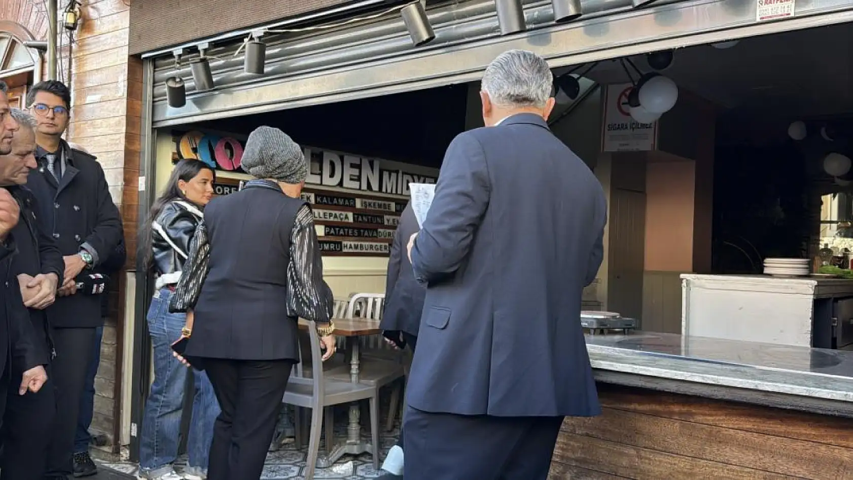 Böcek ailesi soruşturmasında tahliye edilen esnaf konuştu: 'Çok mağdur olduk, 40 senem boşa gitti'