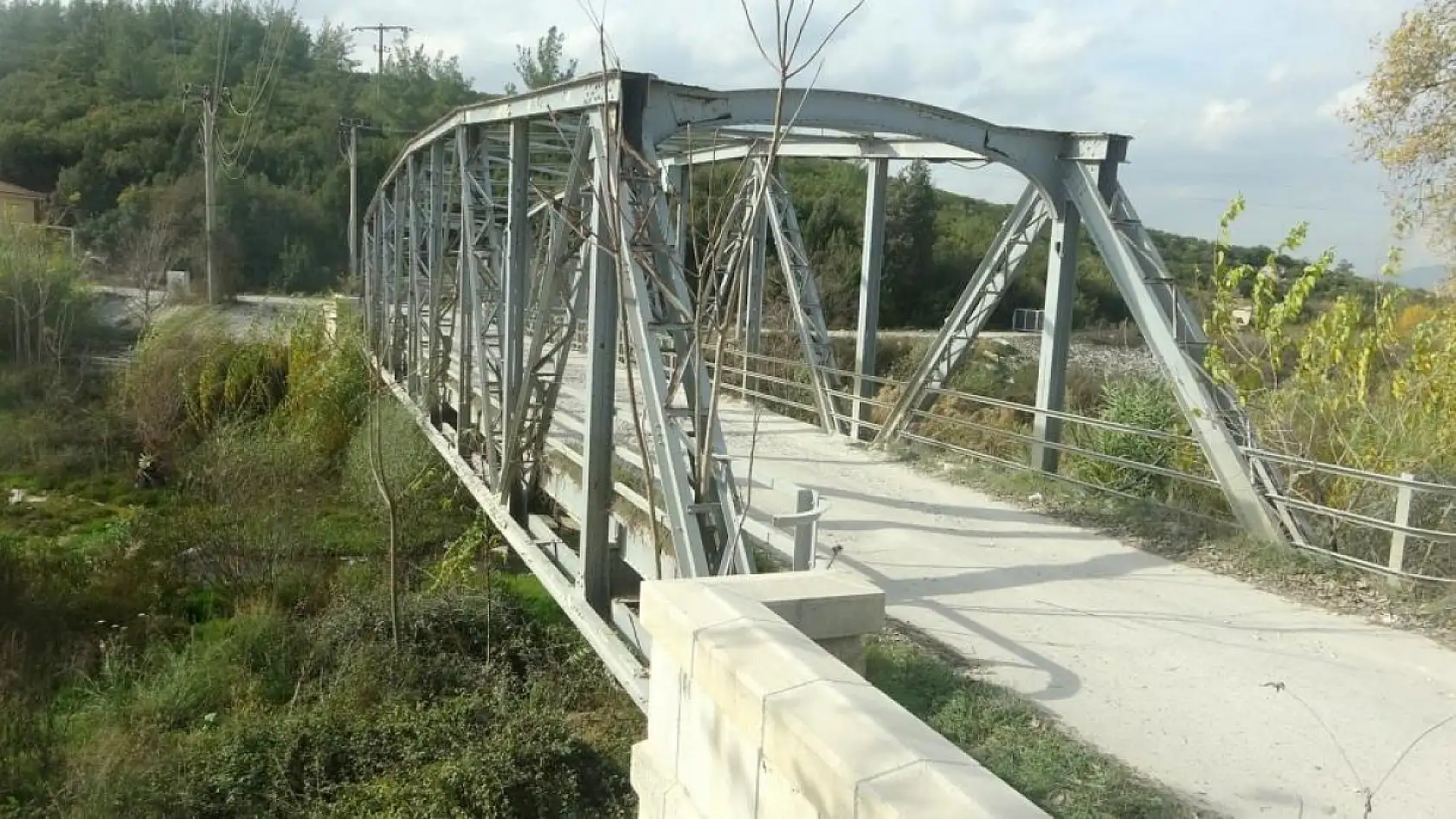 Muğla'da İşgal döneminin sessiz tanığı köprü yeniden ayakta