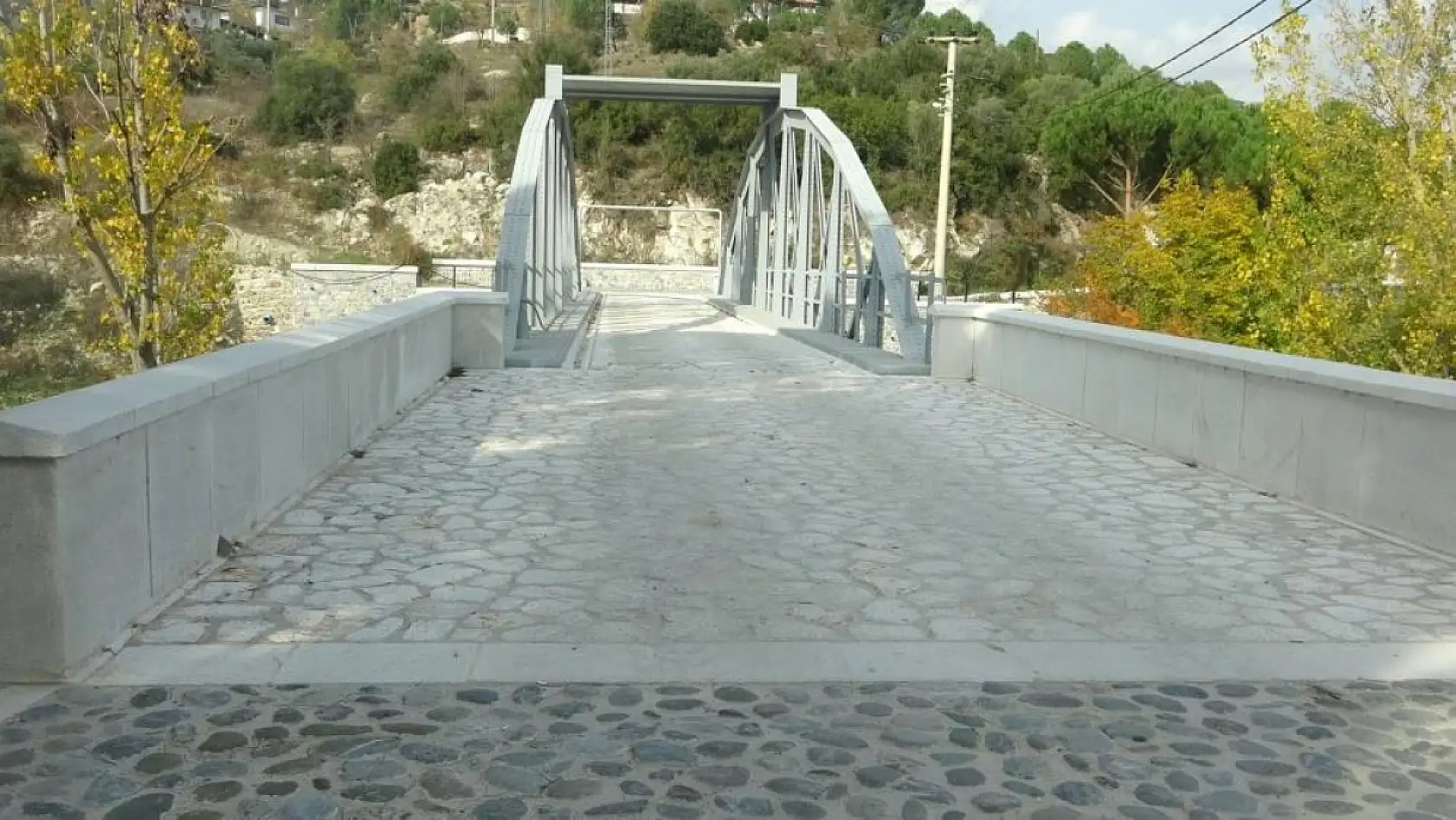 Muğla'da İşgal döneminin sessiz tanığı köprü yeniden ayakta