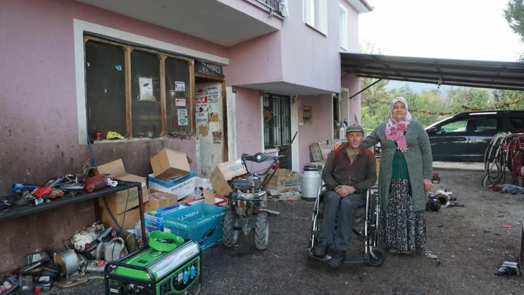 Çatıdan düşüp yüzde 94 engelli kaldı sıfırdan öğrendiği ikinci meslekle hayata tutundu