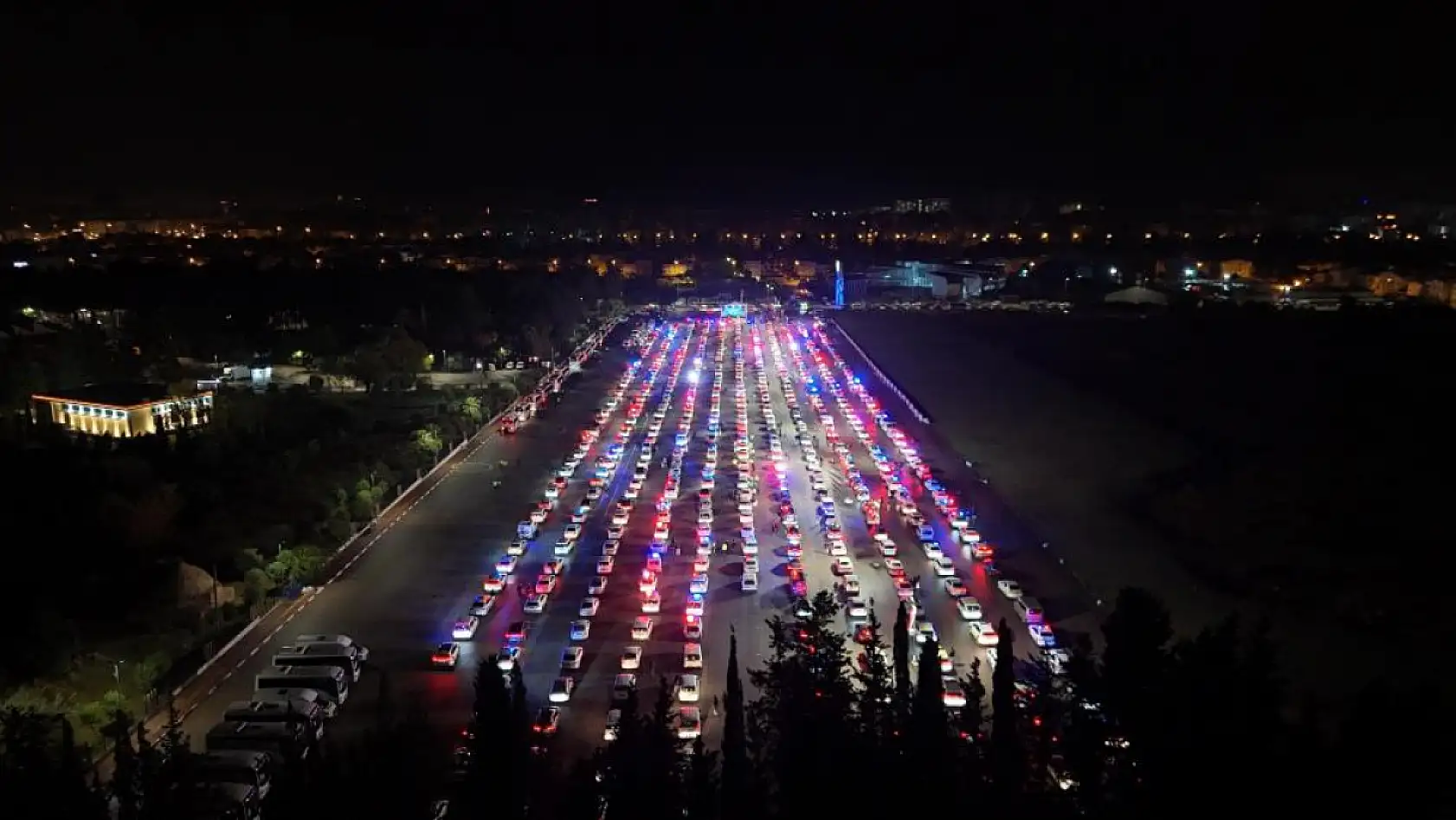 Muğla'nın da Aralarında Olduğu 17 İlde Narkotik Operasyonu: 455 Kişi Tutuklandı