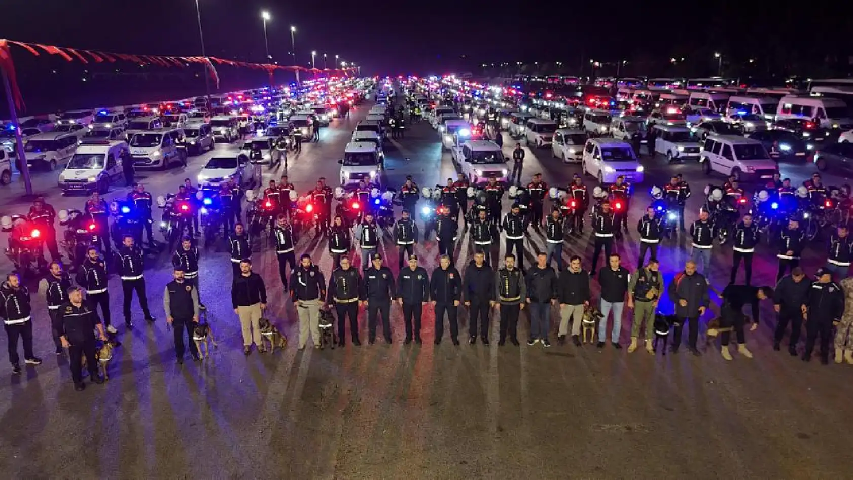 Muğla'nın da Aralarında Olduğu 17 İlde Narkotik Operasyonu: 455 Kişi Tutuklandı