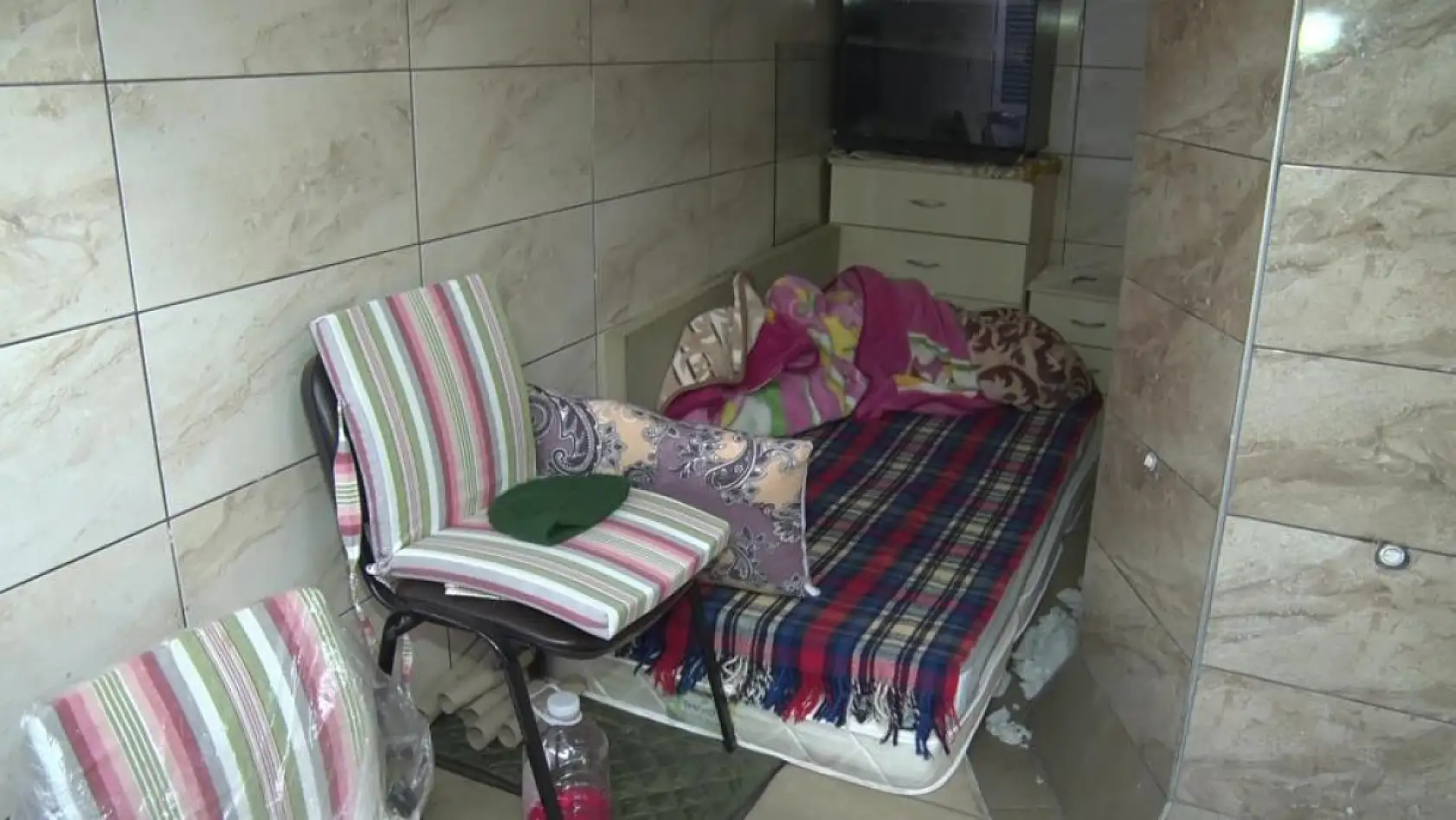 Ömrü sokaklarda geçti, ilk evine 85 yaşında kavuştu