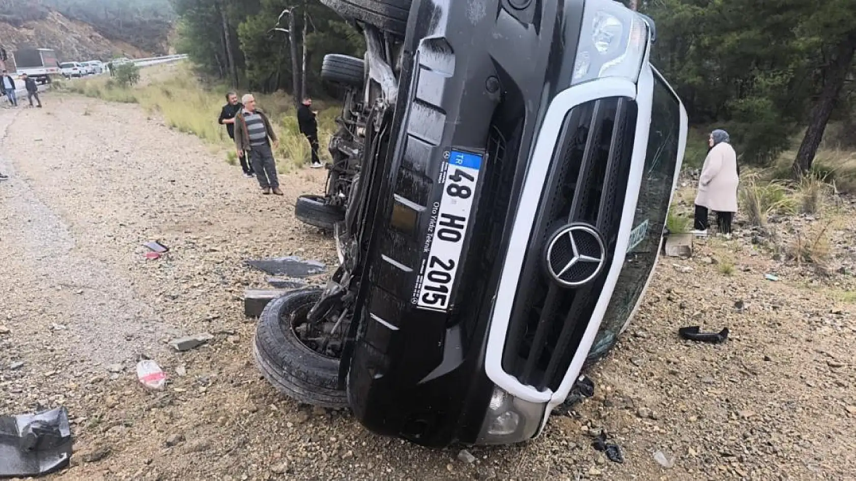 Muğla Fethiye Karayolu'nda Yolcu Minibüsü Devrildi: 7 Yaralı