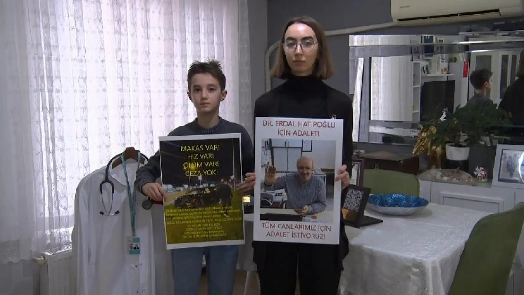 Makas atarak ilerlediği iddia edilen otomobilin sebep olduğu cinayet gibi kazanın tutanağı pes dedirtti