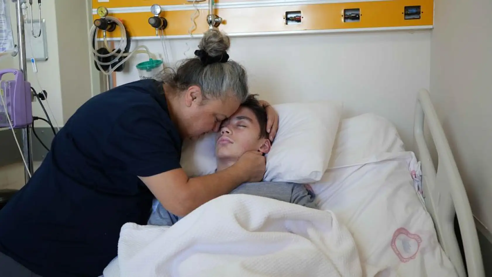 'Ayağıma Bastın' dayağı Murat'ı yatağa mahkum etti