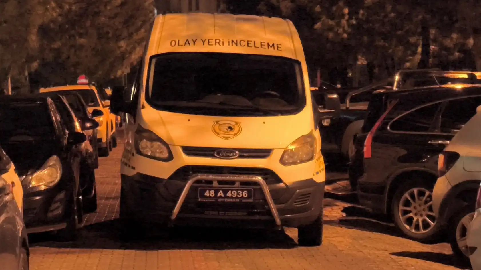 Menteşe'de bıçaklı kavga:1 kişi ağır yaralı