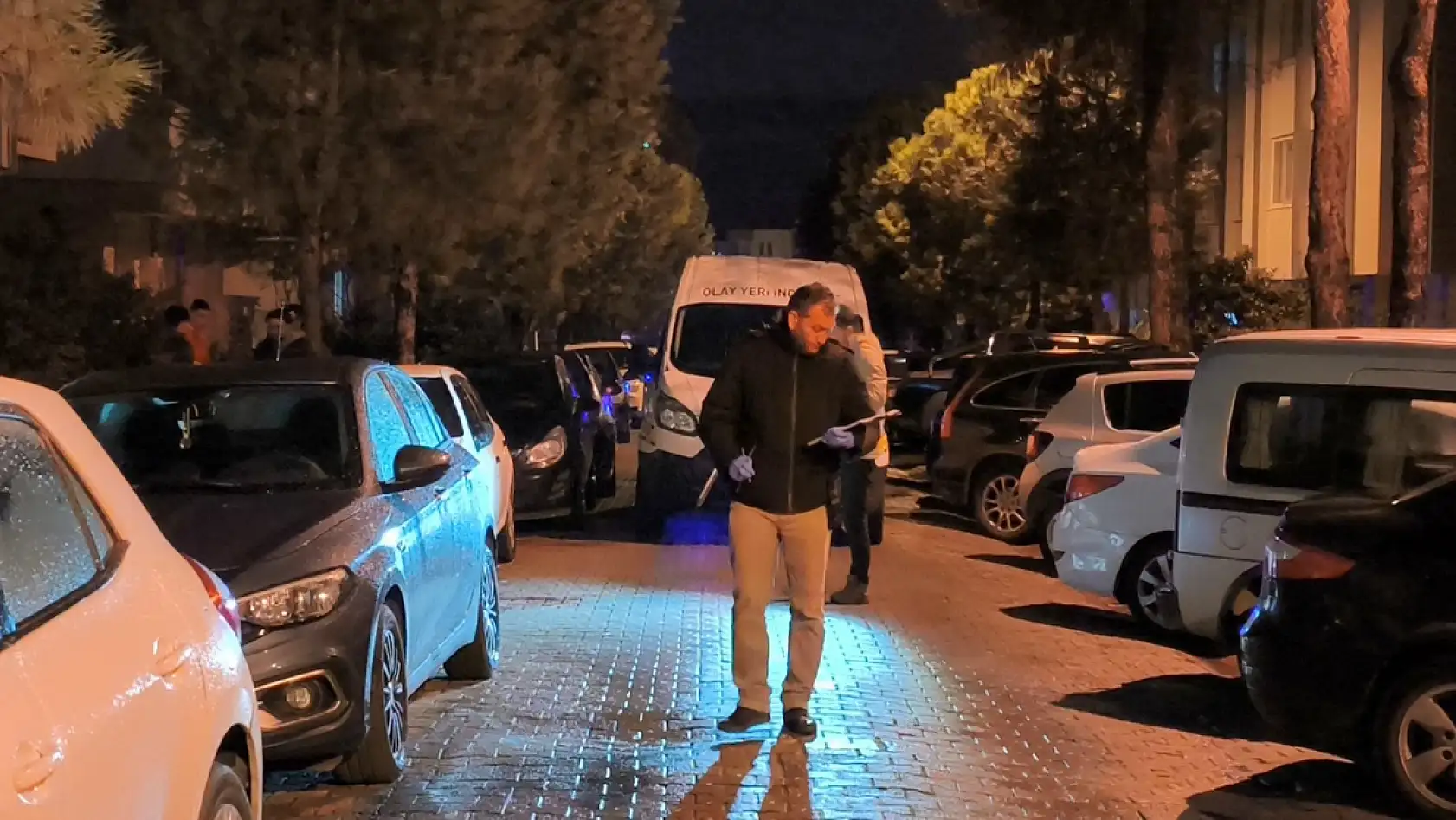 Menteşe'de bıçaklı kavga:1 kişi ağır yaralı