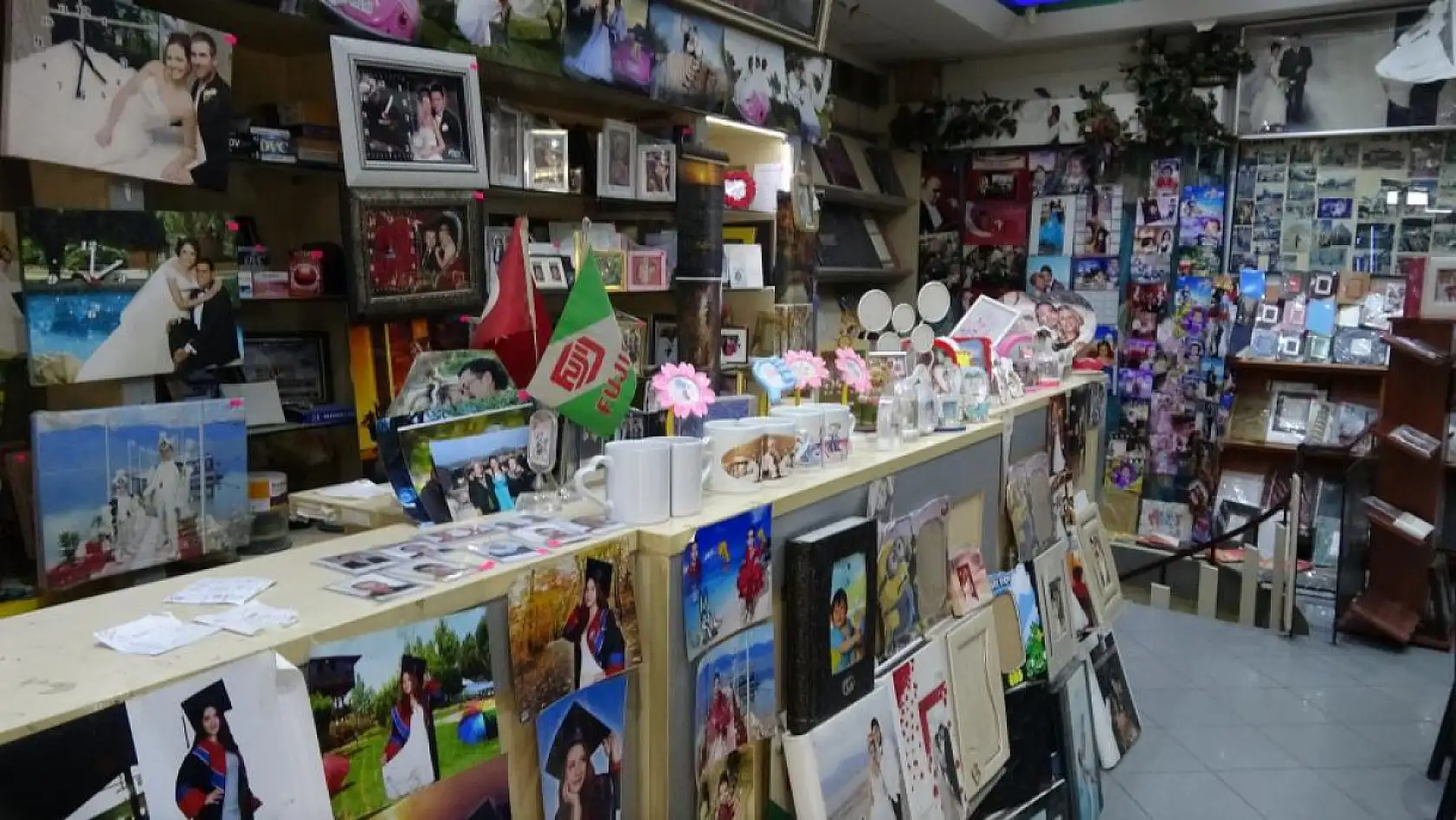 4. kuşak fotoğrafçı Mahmut Kanık 54 yıldır deklanşöre basıyor