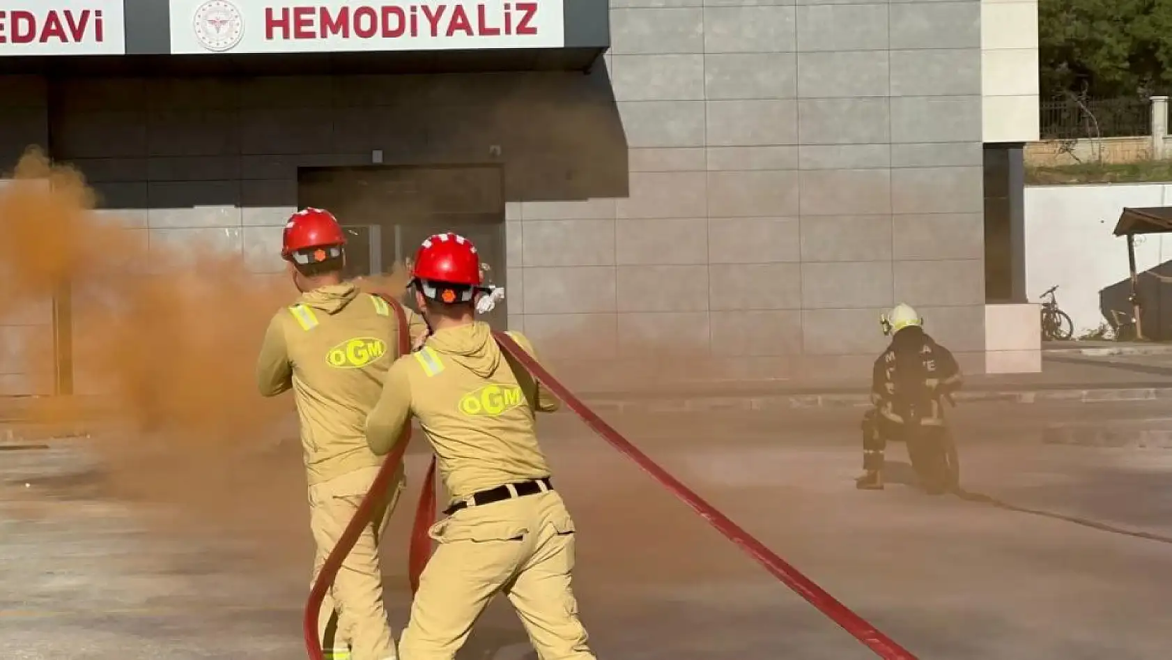 Marmaris Devlet Hastanesi'nde gerçeğini aratmayan tatbikat