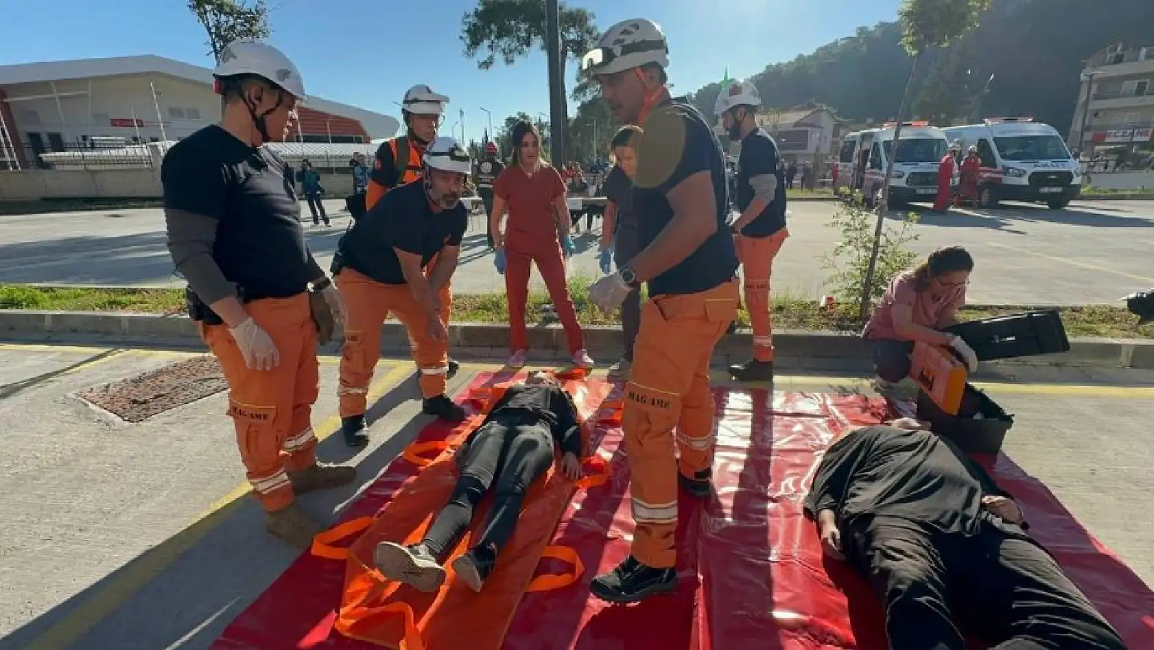 Marmaris Devlet Hastanesi'nde gerçeğini aratmayan tatbikat