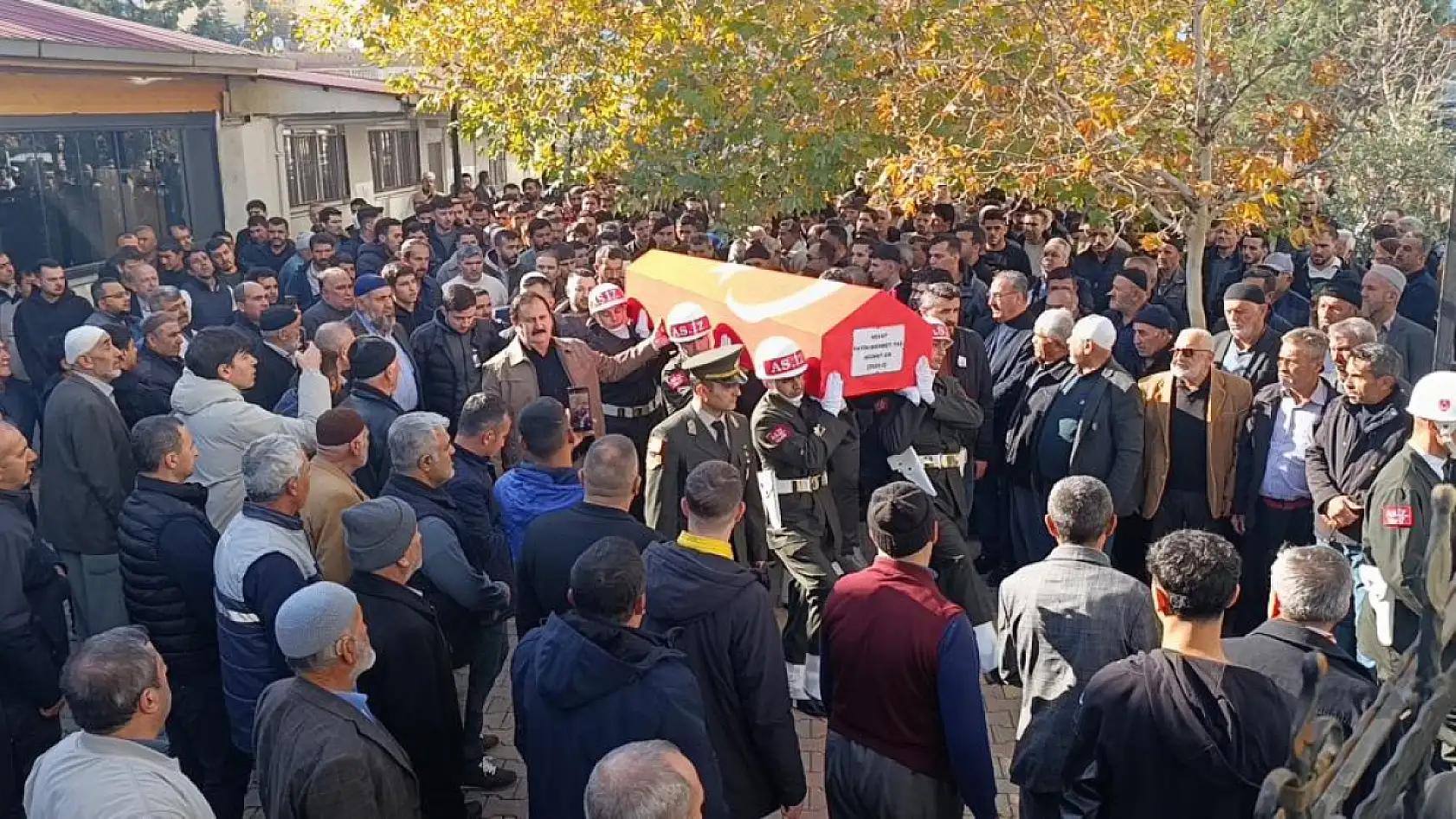 Muğla Aksaz'dan terhis olan 20 yaşındaki genç yaşamını yitirdi