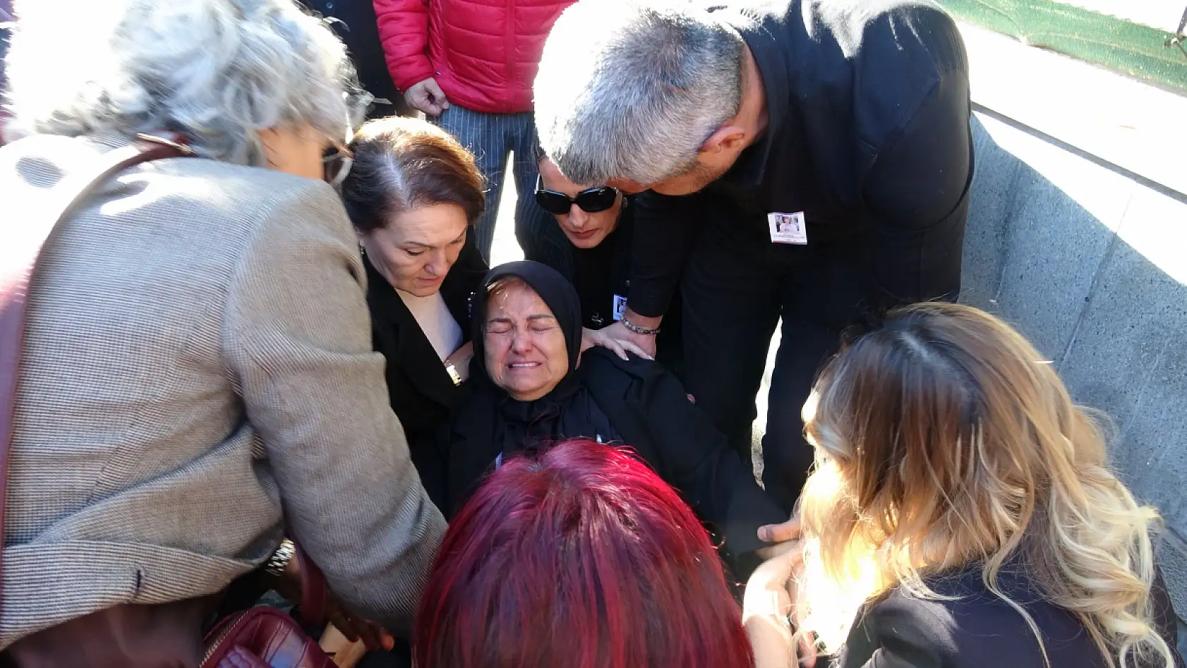 9 kurşunlu kadın cinayetinde iyi hal indirimi anneyi gözyaşlarına boğdu