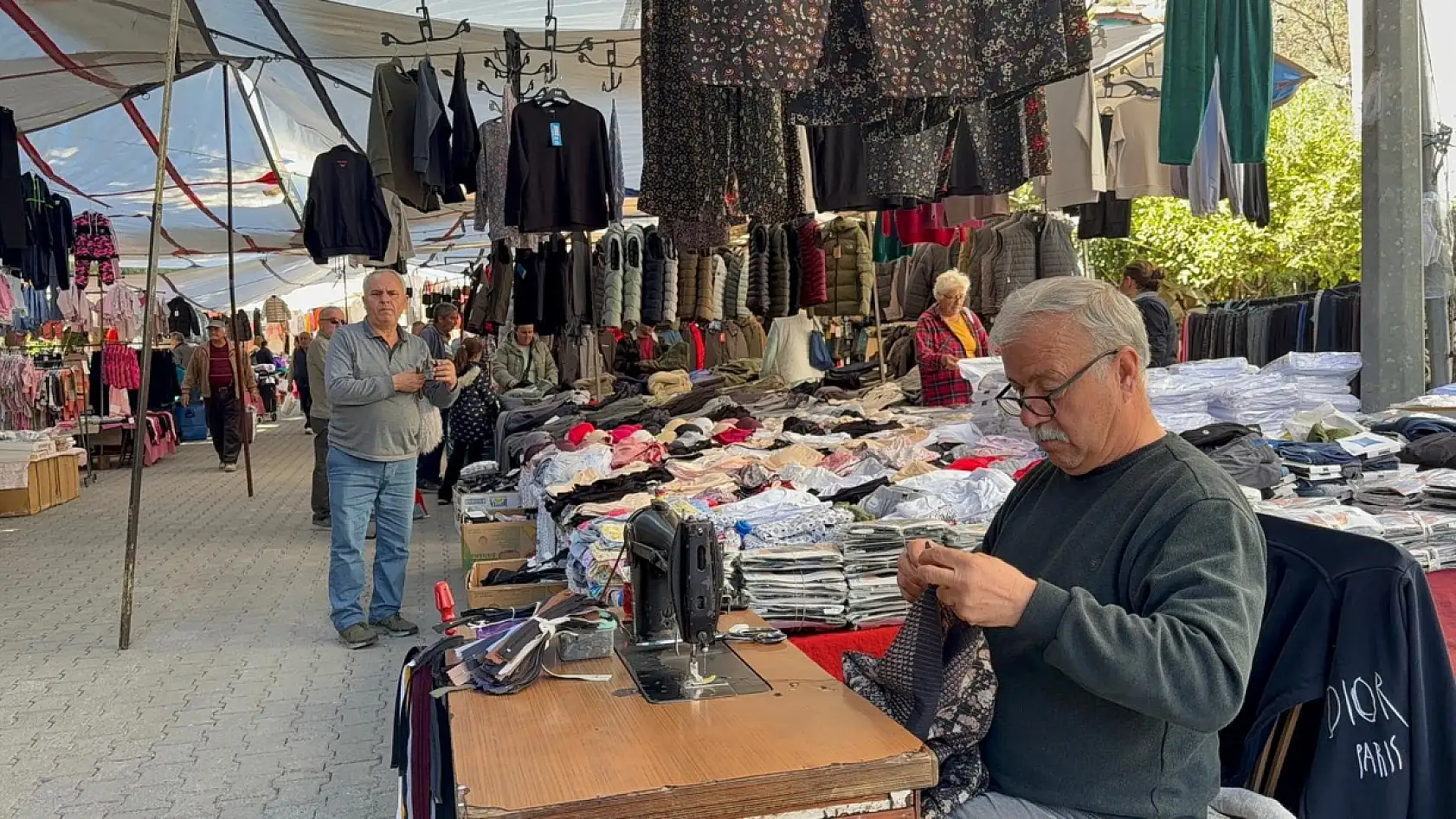 Datça Pazarı'nın değişmeyen yüzü oldu