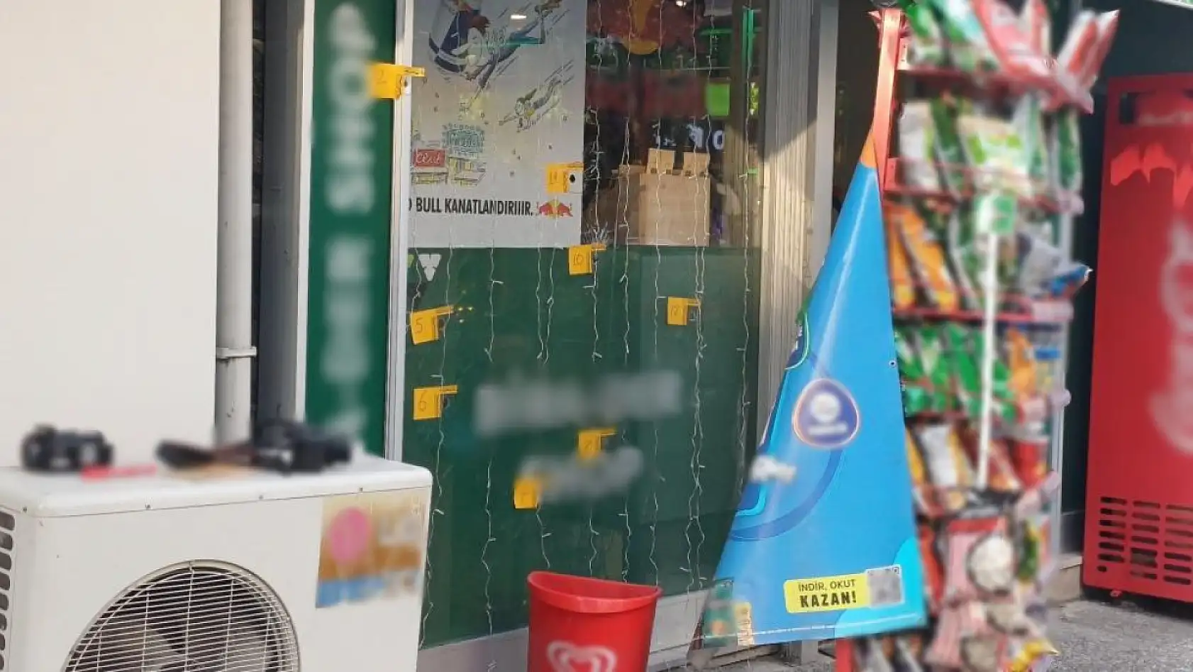 İşyerine silahlı saldırı: 12 el ateş ettiler