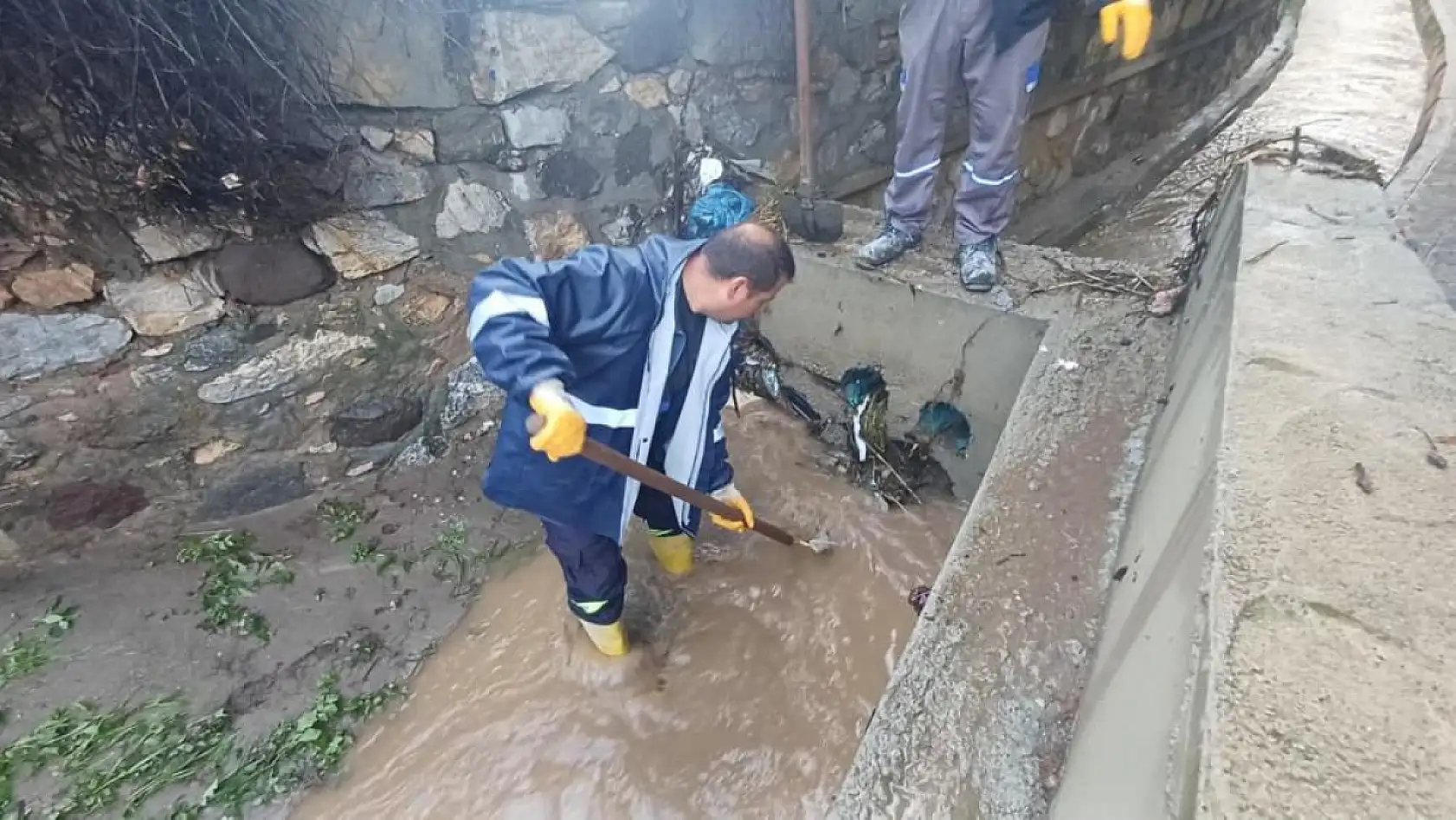 Bodrum'da sel sonrası yaralar sarılıyor