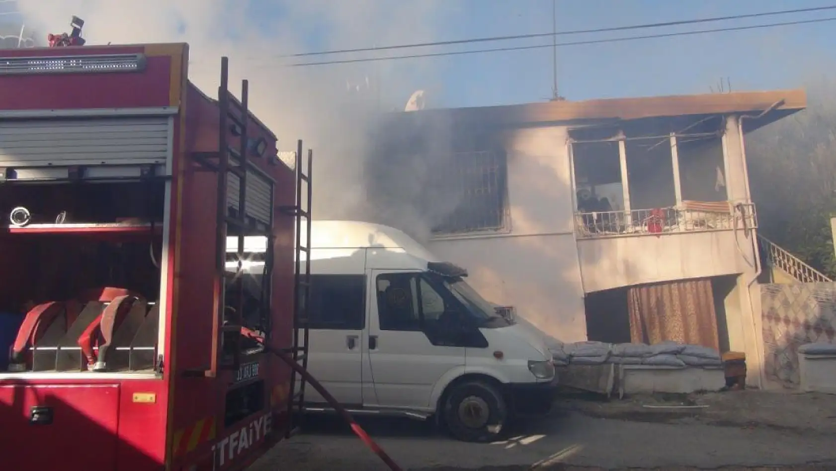 Acı olay: Evde çıkan yangında 2 çocuk hayatını kaybetti