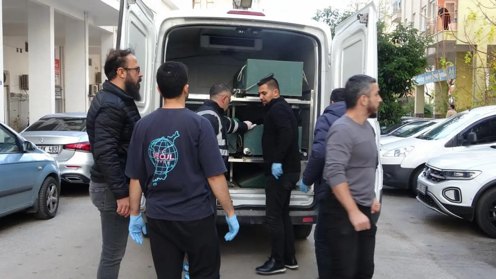 Yaşlı kadın evinde ölü bulundu