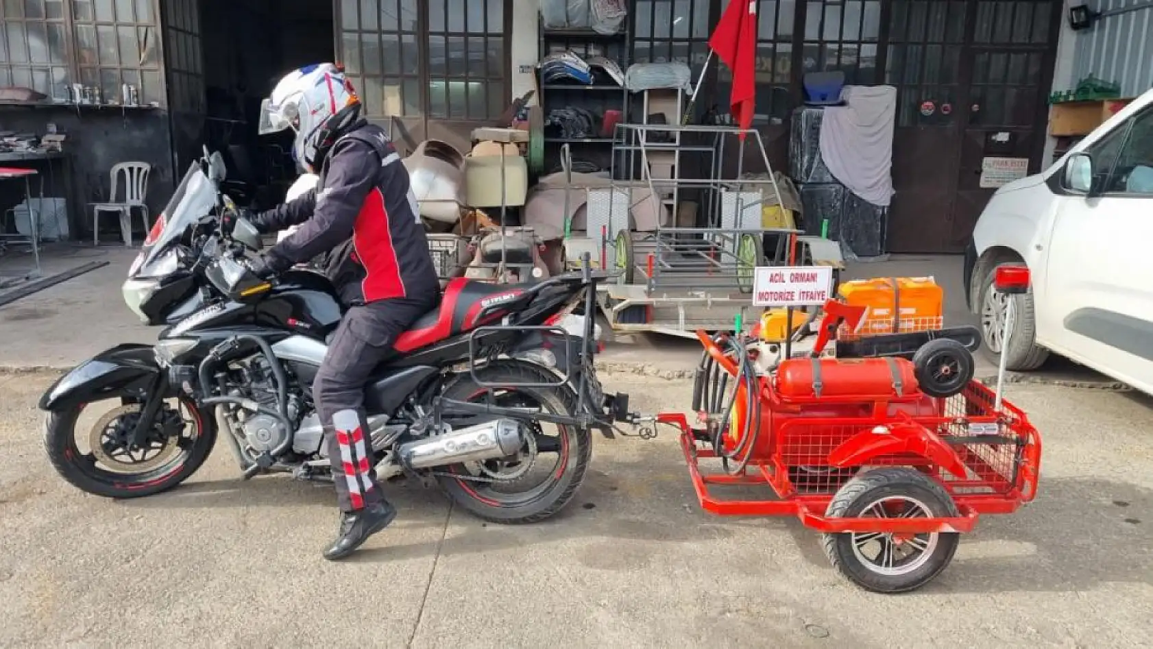 Vatandaşın geliştirdiği bu sistem yangını kıvılcım anında durduracak