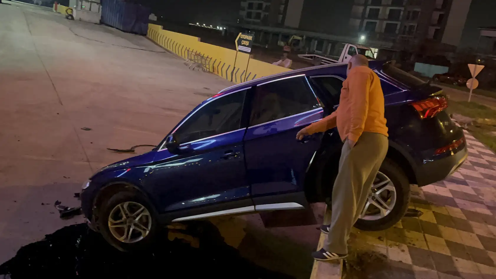 Kaza yapan alkollü sürücünün 'Trakyalıyım ben be ya, hiçbir şeyim yok' diyerek polise sarılmak istemesi gülümsetti