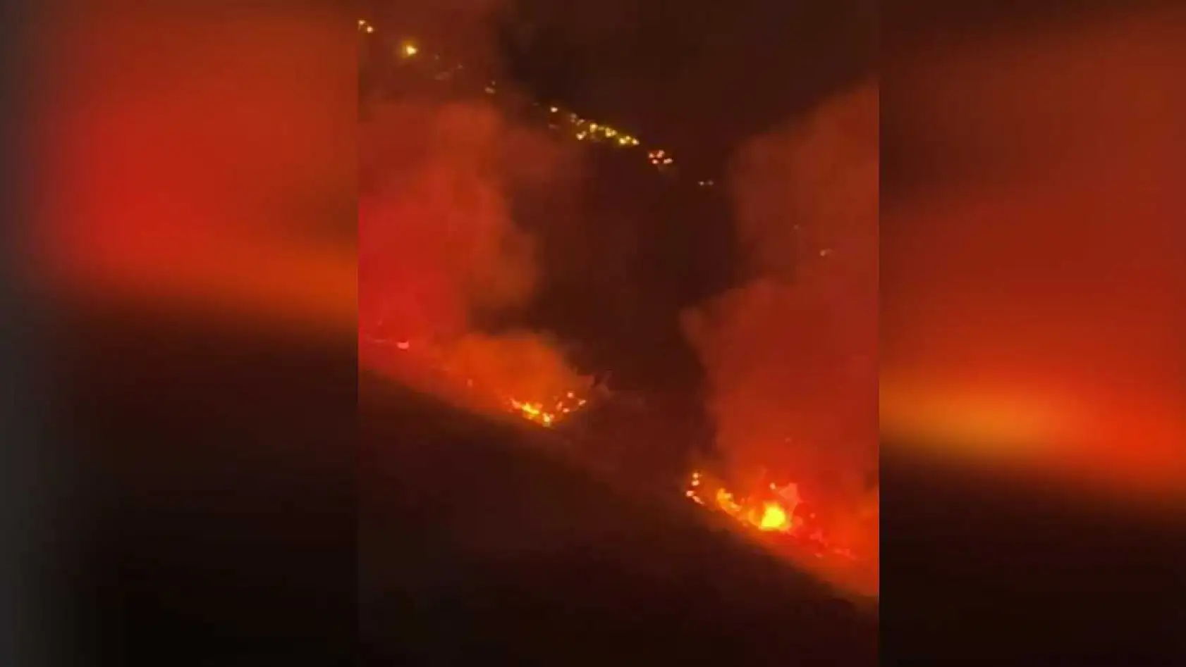 Dava nedeniyle kapatılan yoldan geçemeyen itfaiye yangına ulaşmakta güçlük çekti