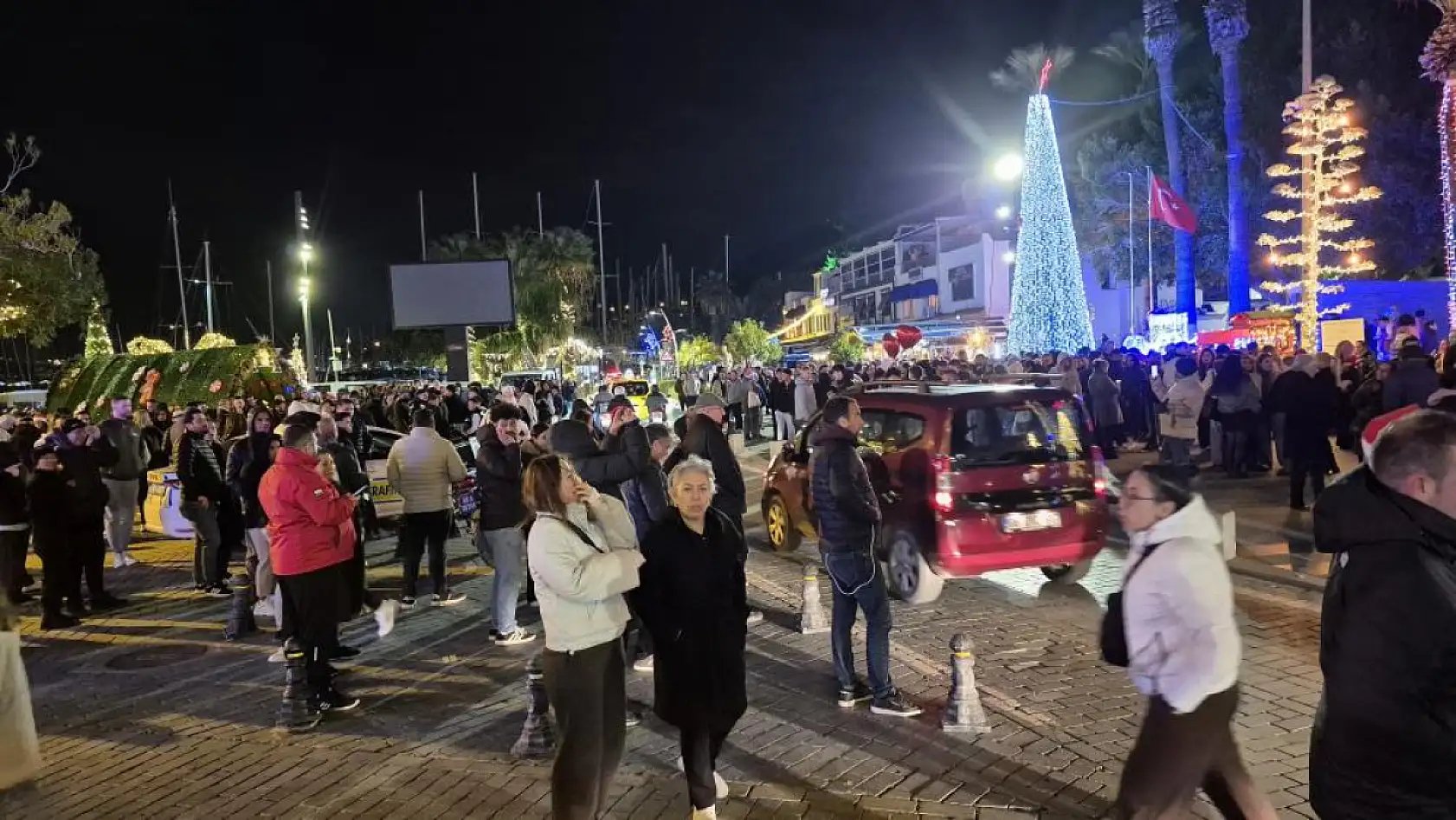 Bodrum'da polis ekiplerinden sıkı denetim