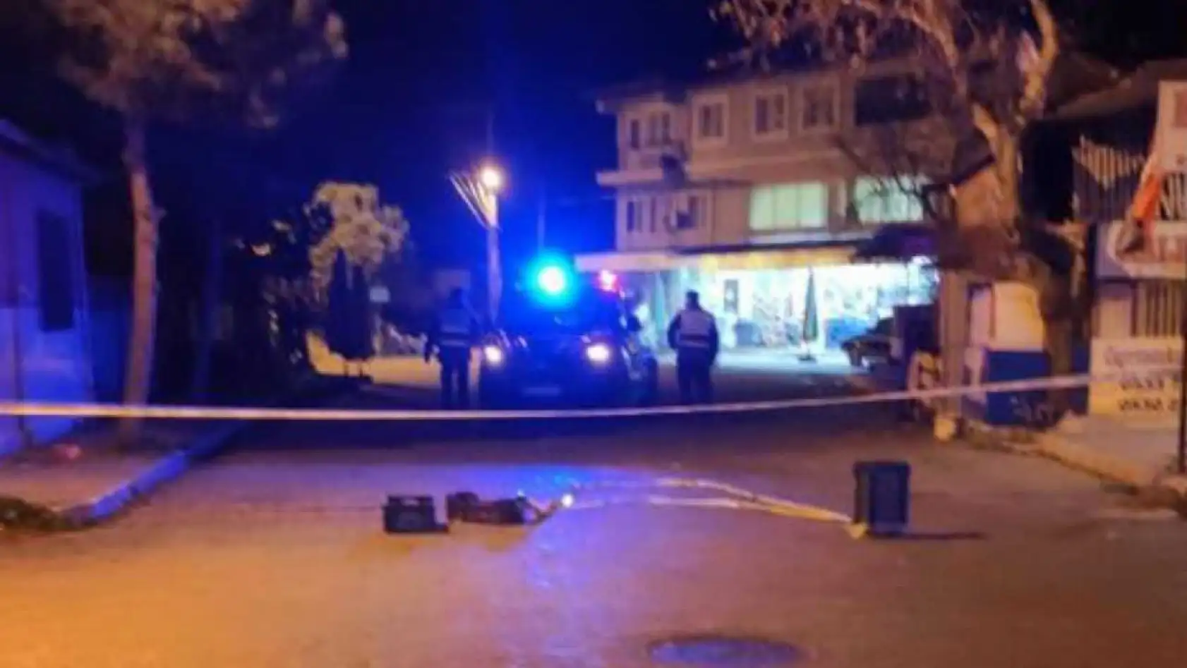 Alkol masasında tartışma kanlı bitti: 1 ölü 2 ağır yaralı