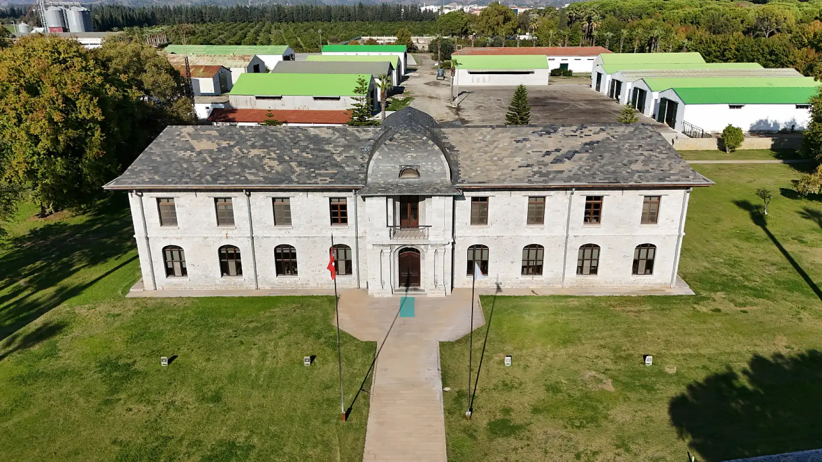 Dalaman'da 'Tren Garı' biliniyordu, av köşkü çıktı