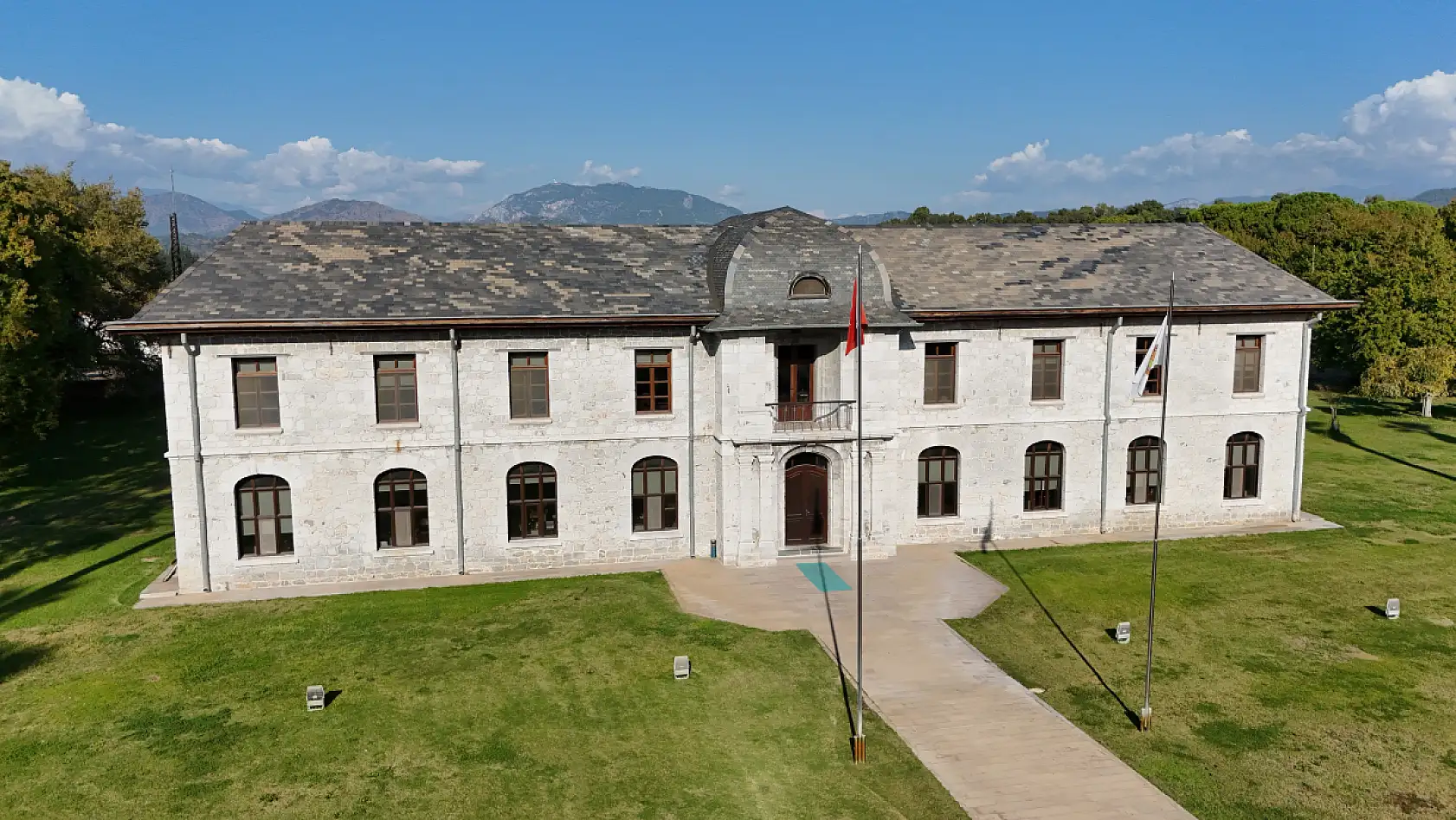 Dalaman'da 'Tren Garı' biliniyordu, av köşkü çıktı