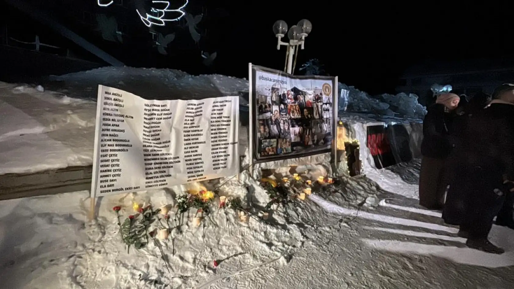 Kartalkaya yangın faciasının birinci yıldönümünde acılı aileler otel önünde bir araya geldi