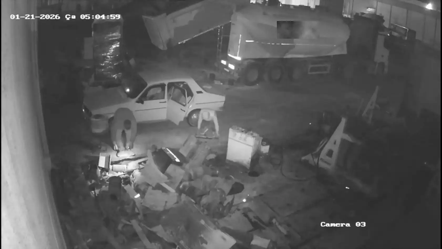 Muğla'da hurda hırsızlığı güvenlik kamerasına yansıdı