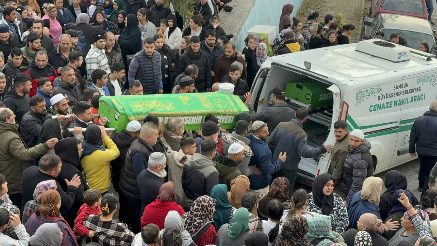 Boğazı kesilerek öldürülen pazarcı toprağa verildi
