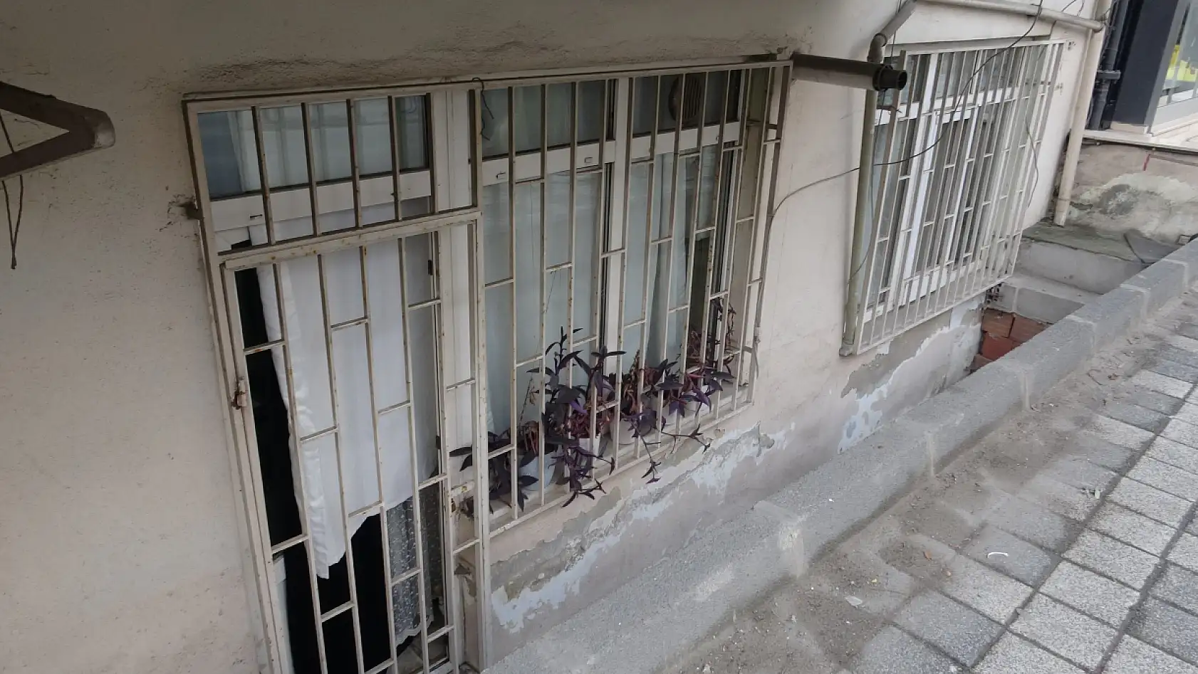 Şişli'de konteynerde cesedi bulunan kadının Ümraniye'deki komşuları konuştu