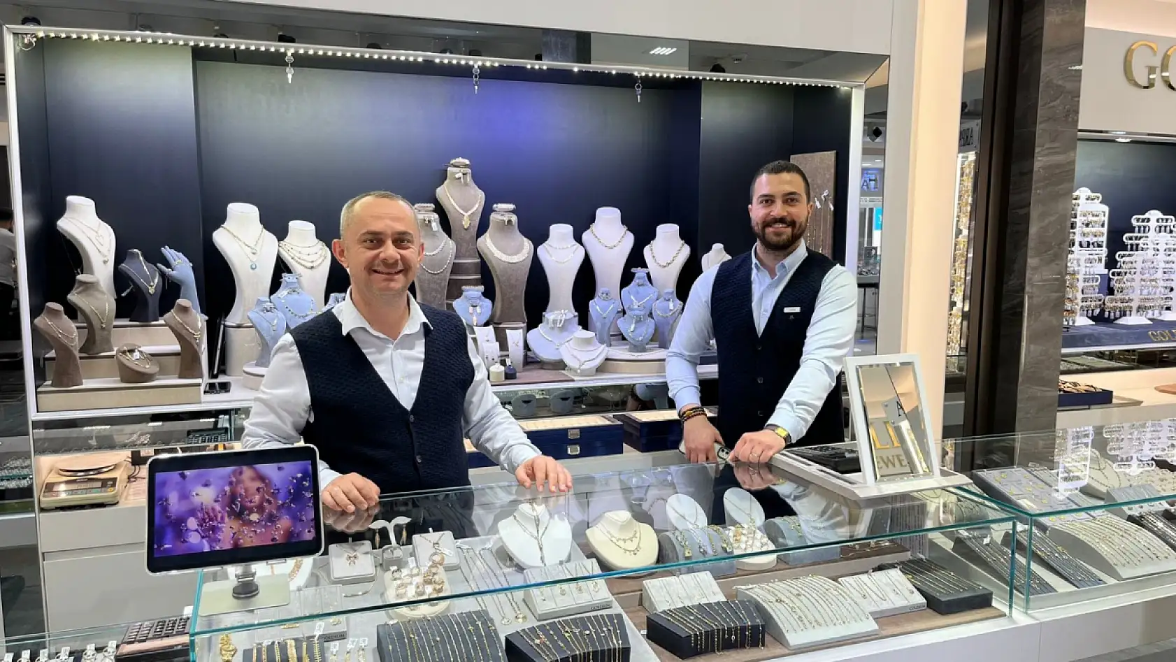 Gezer, 'Bayram öncesi hareketlilik var'