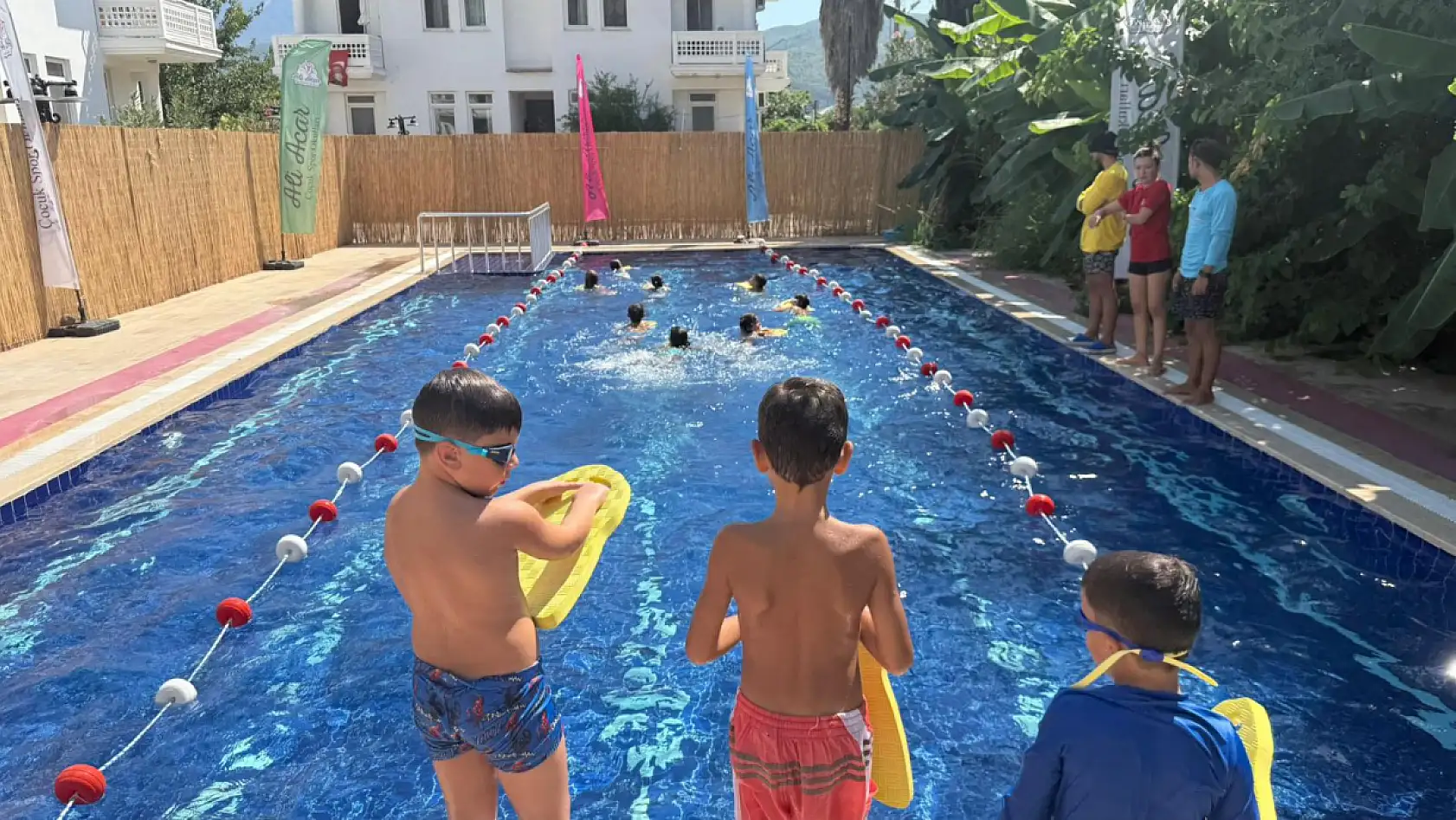 Bu Hatalar Boğulma Riski Yaratıyor: Fethiye'de Yüzme Eğitmeni Anlattı