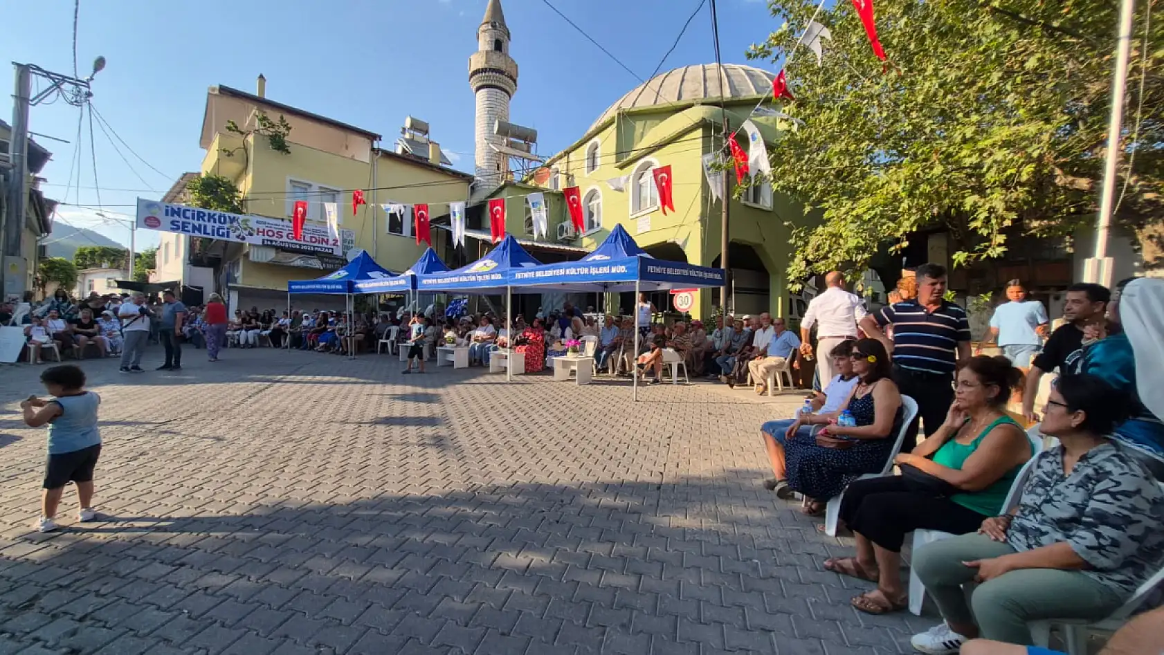 İncirköy Şenliği'nde Yöresel Ürünler Sergilendi