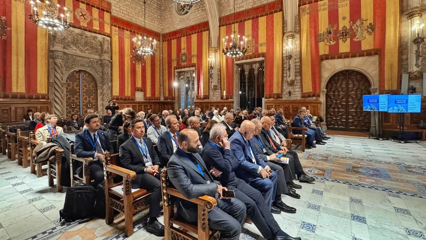 Başkan Aras'tan Barselona'da Akdeniz İçin Önemli Açıklamalar