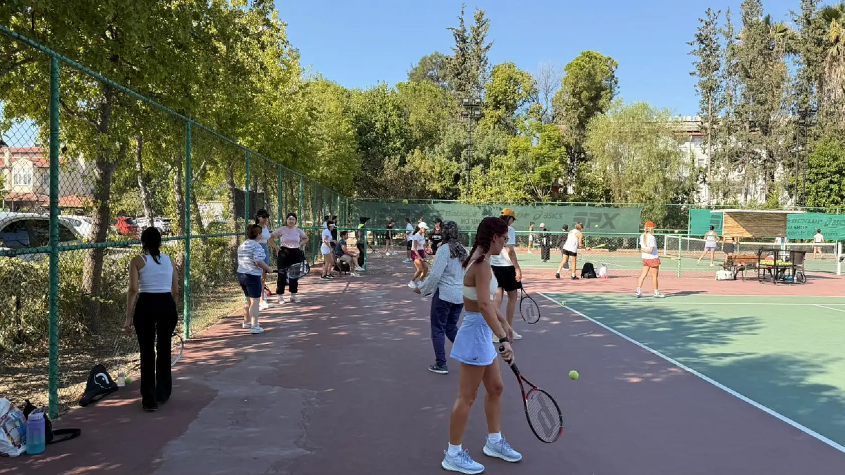 Fethiye'de Avrupa Hareketlilik Haftası Tenis Etkinliğiyle Devam Ediyor
