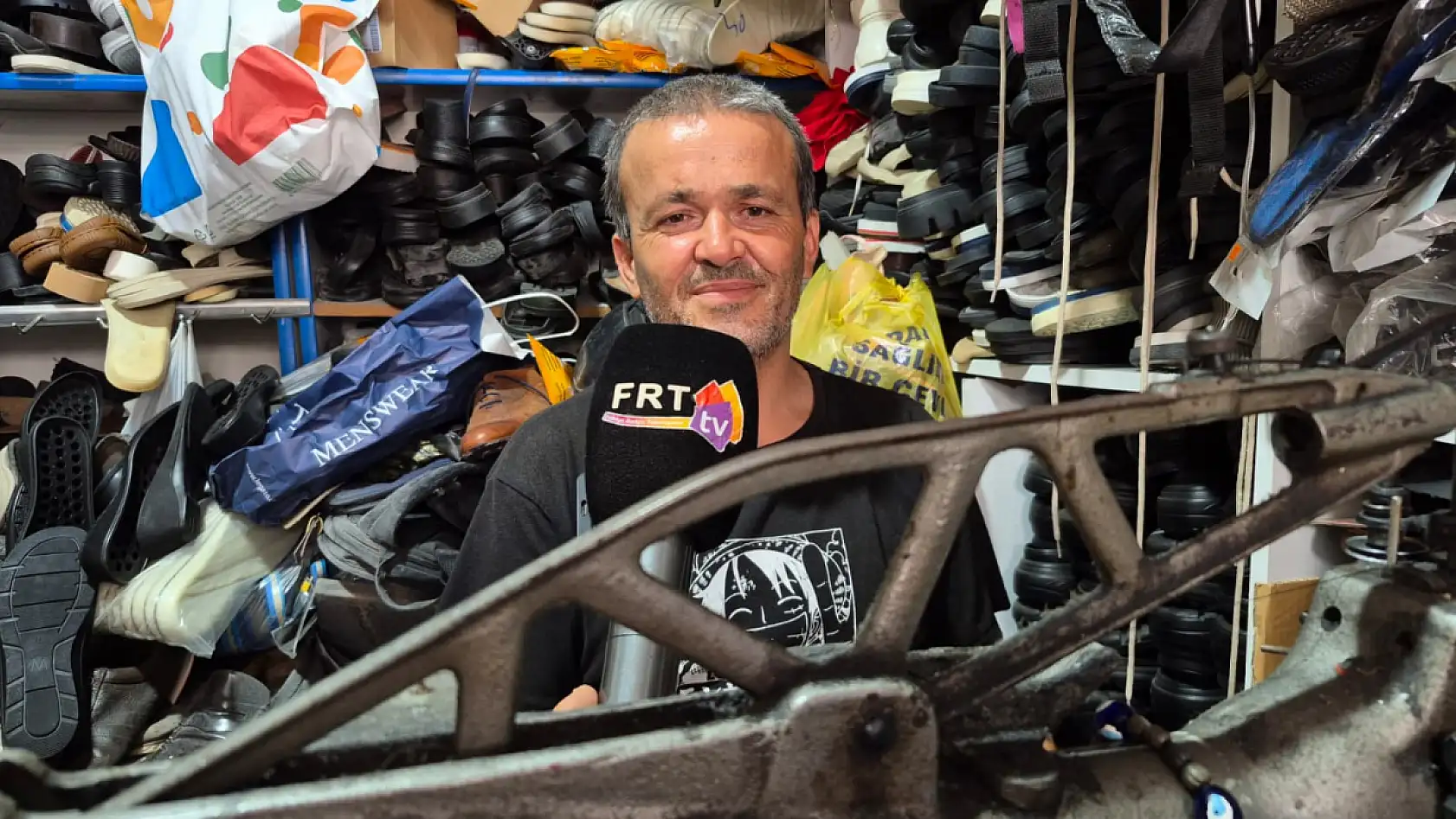 Fethiye'de Yeni Okul Çantası Alamayanlar Tamire Yöneliyor
