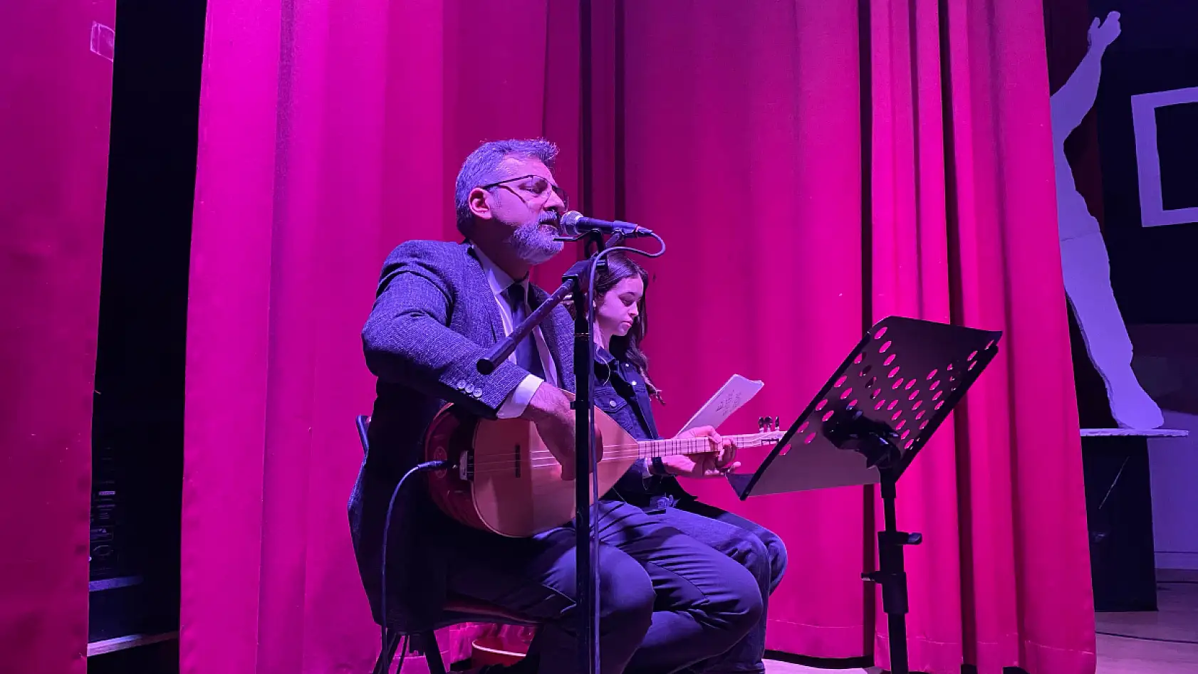 Fethiyeli öğrencilerden unutulmaz gösteri