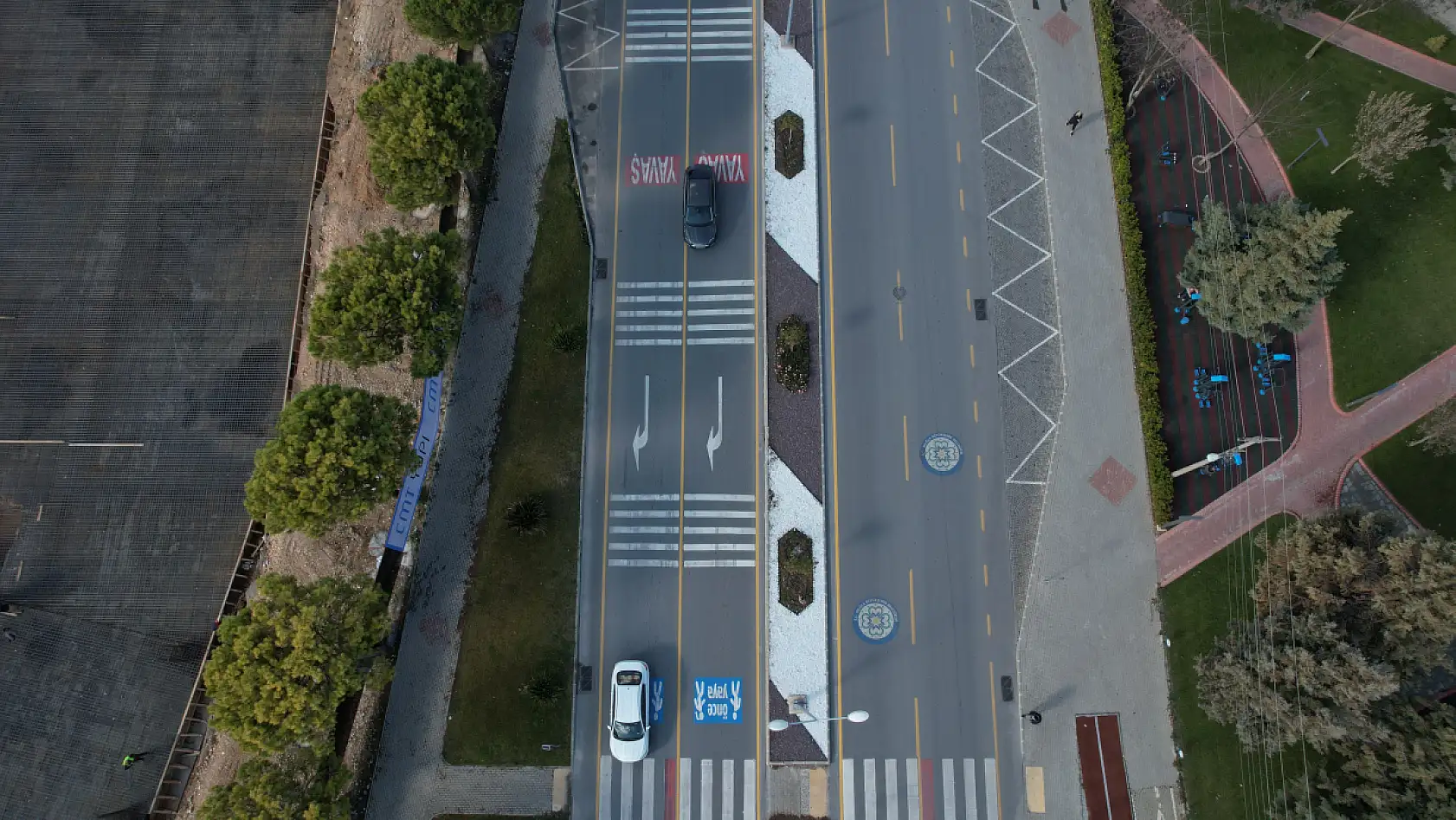 Büyükşehir'den Doğaya ve Kent Estetiğine Yeşil Dokunuş