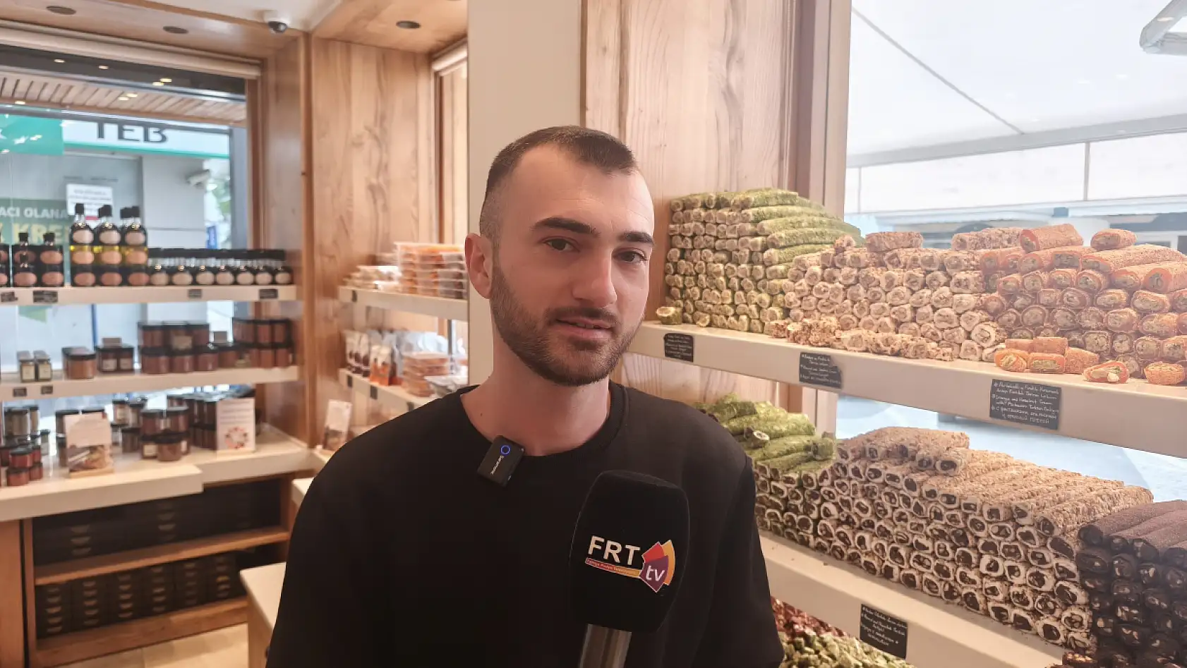 Fethiye'de bayram öncesi lokum ve çikolata satışları hareketli