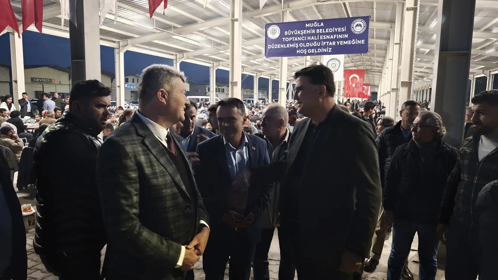 Fethiye Karaçulha Toptancı Hali'nde İftar Buluşmasına Yoğun Katılım