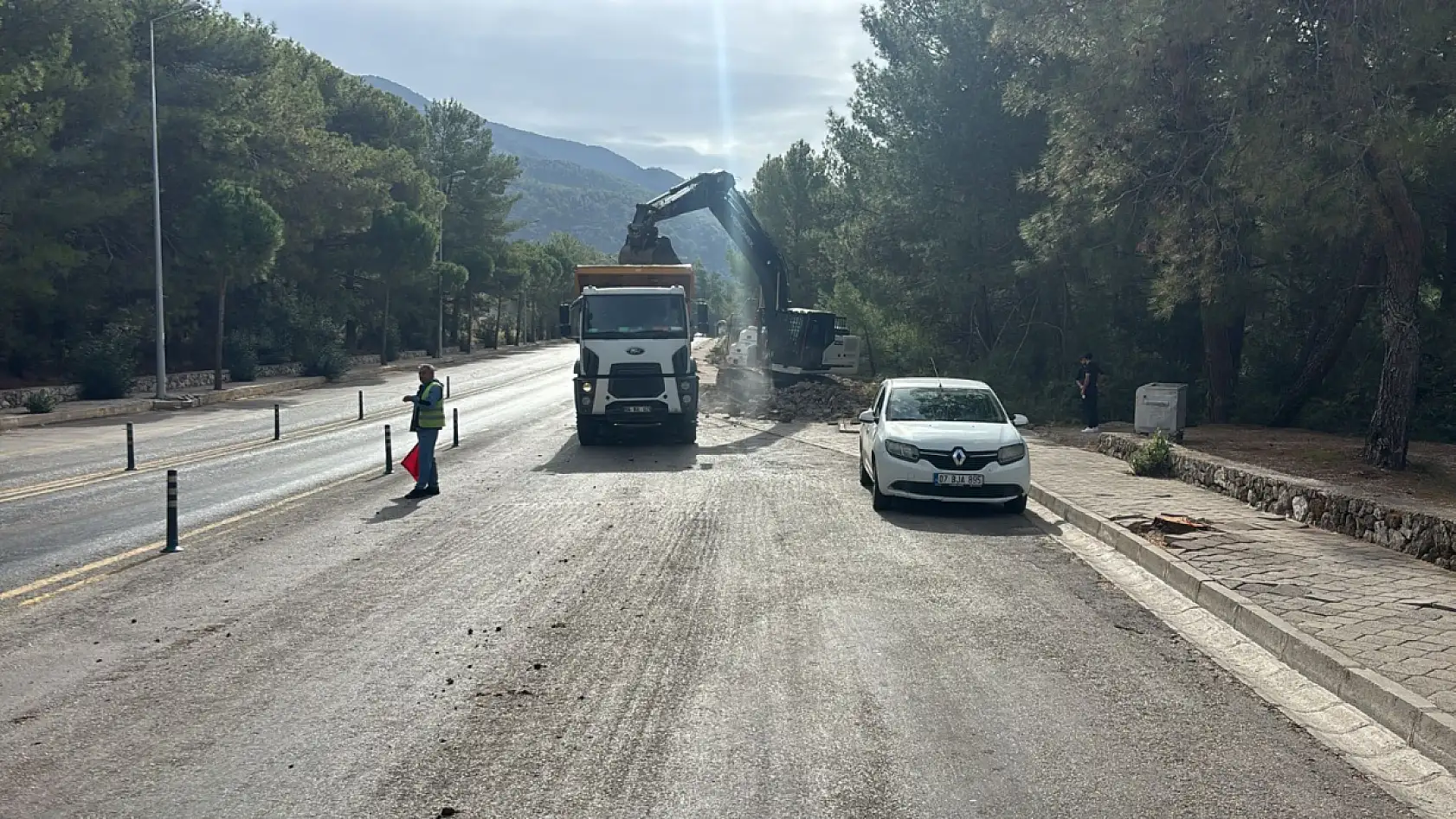 Ölüdeniz'de 328 Milyonluk Yatırımın 2. Etap Çalışmaları Başladı