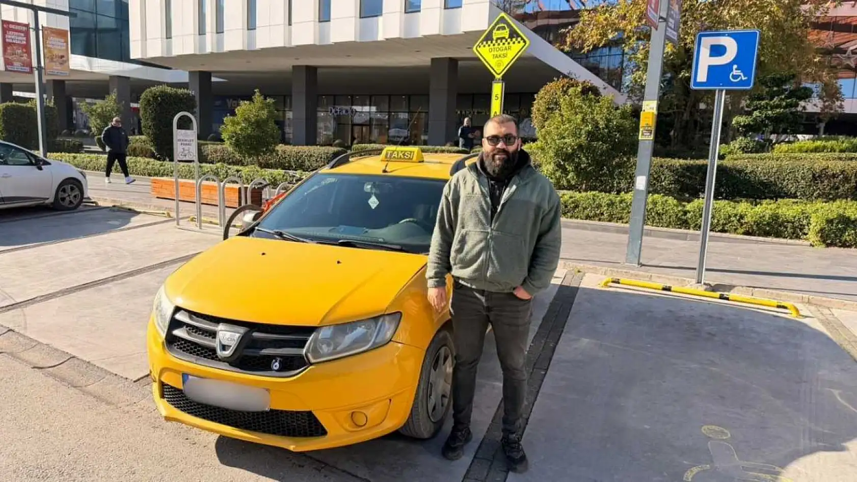 Fethiye'de kış sezonu taksici esnafını zorluyor