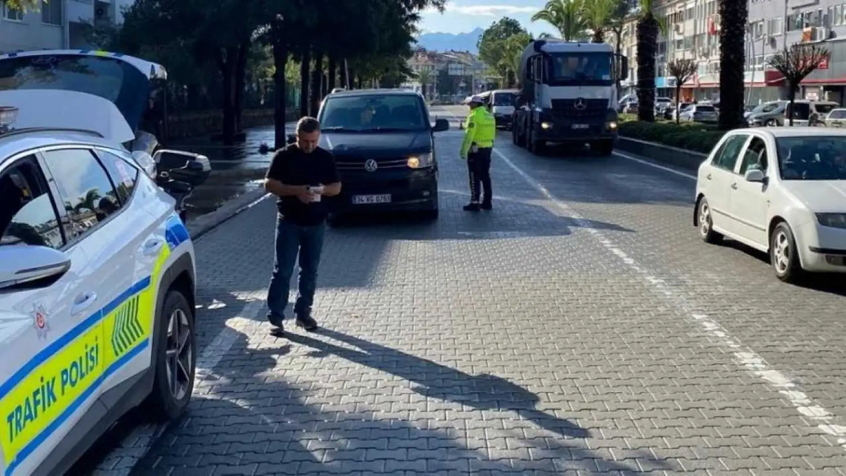 Marmaris'te yeni yıl öncesi trafik denetimleri sıklaştırıldı