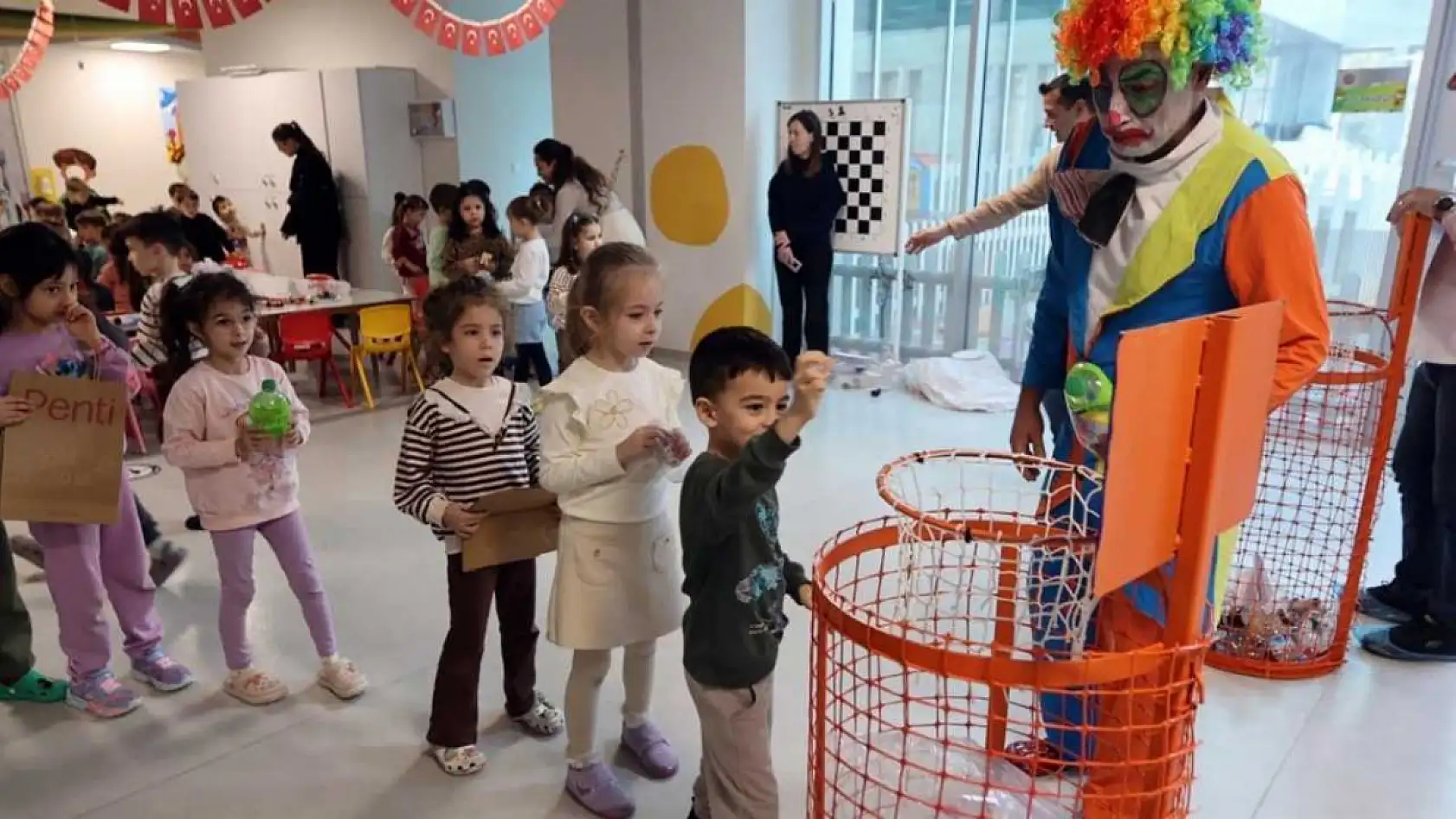 Muğla'da miniklere geri dönüşüm bilinci aşılanıyor